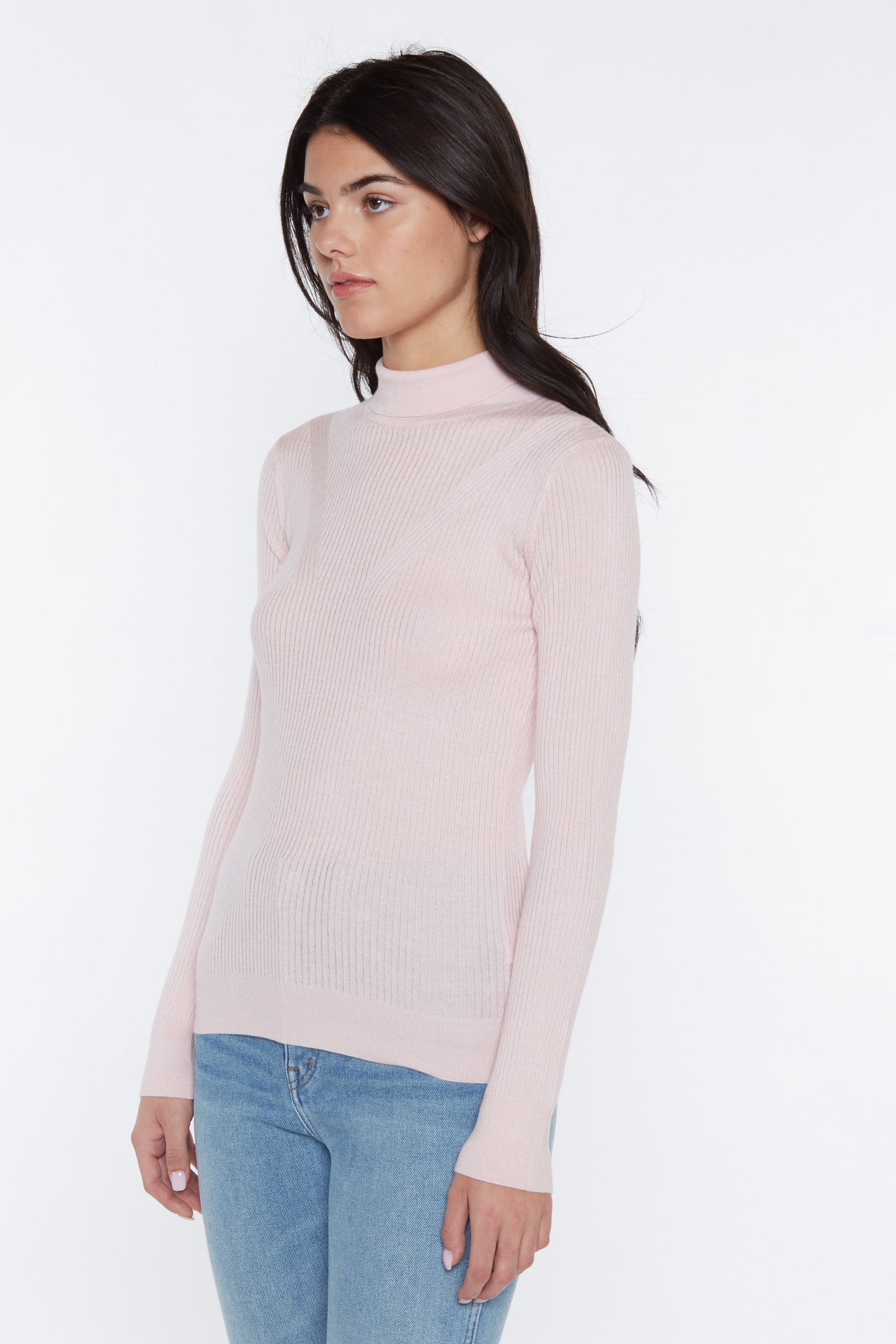 JENNIE LIU TISSUE WEIGHT 55% SILK 45% CASHMERE RIBBED LONG SLEEVE TURTLENECK SWEATER
