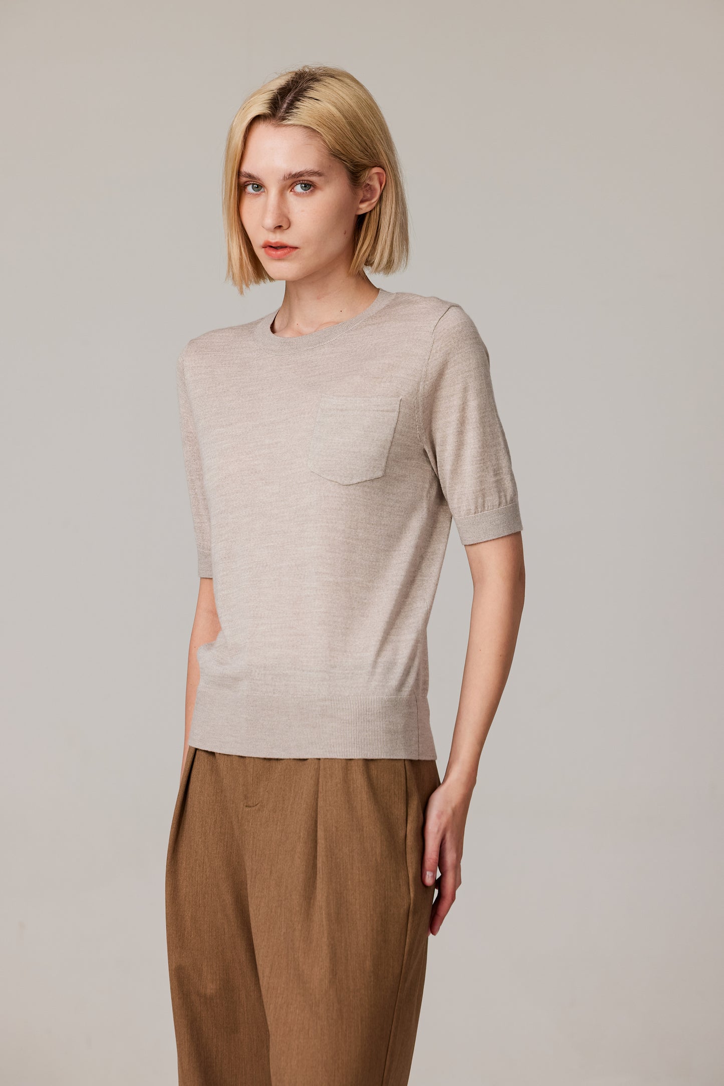 JENNIE LIU Women's Tissue Weight 75% Merino Wool 25% Silk Crew Neck Short Sleeve T Shirt Sweater | Ultra Soft Machine-Washable Sweaters for Women