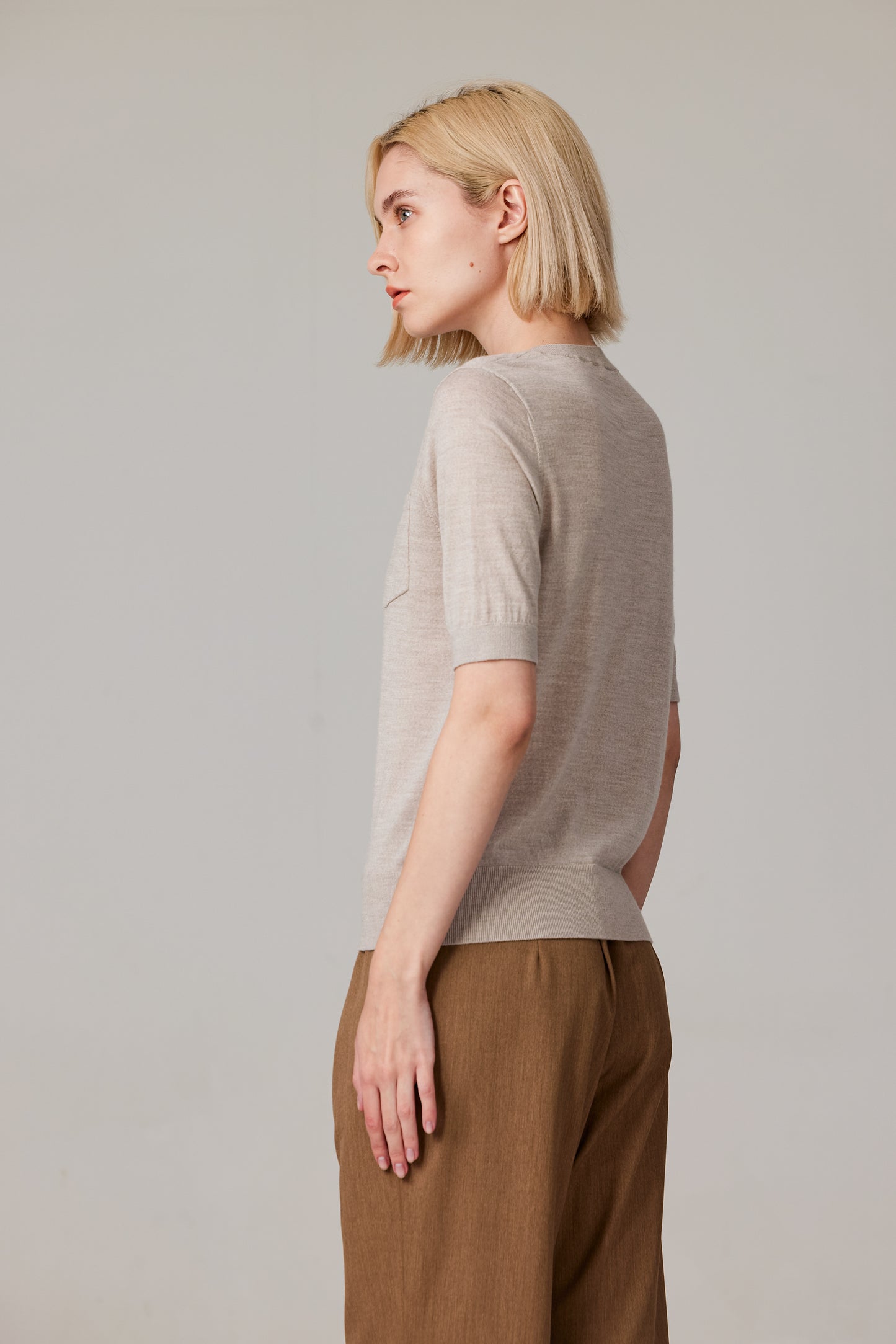 JENNIE LIU Women's Tissue Weight 75% Merino Wool 25% Silk Crew Neck Short Sleeve T Shirt Sweater | Ultra Soft Machine-Washable Sweaters for Women