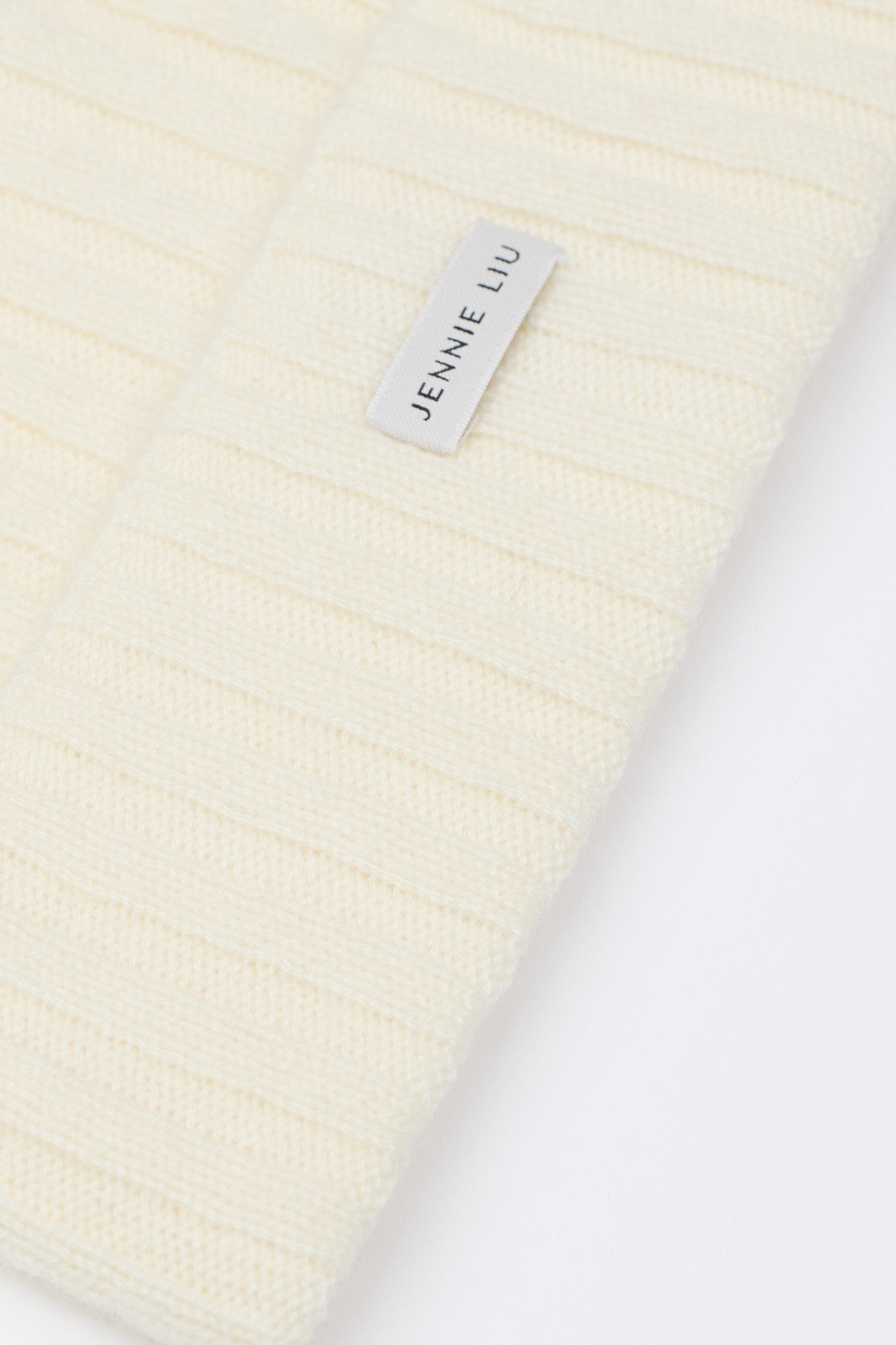 JENNIE LIU 100% Cashmere Beanies for Women