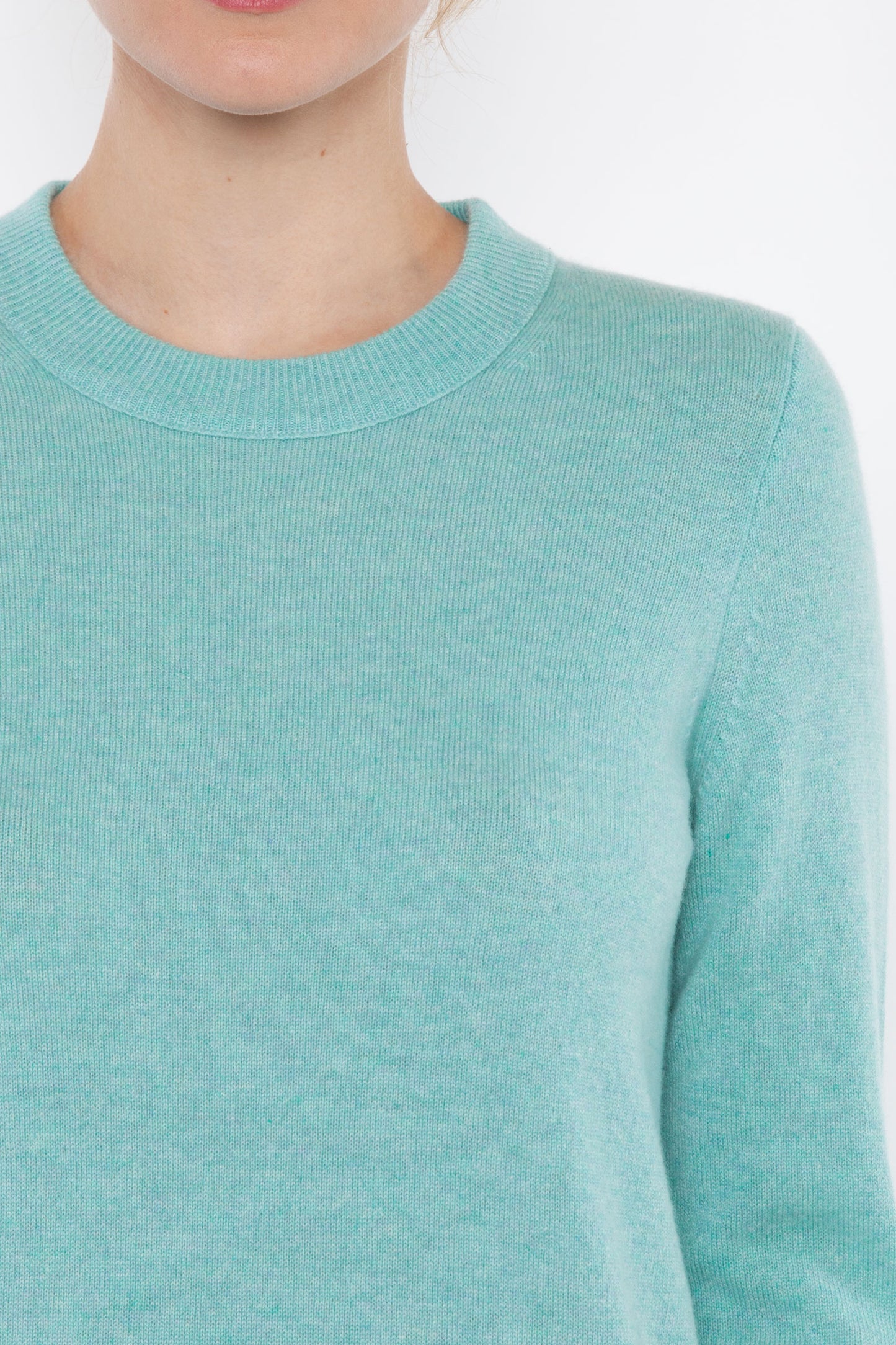 JENNIE LIU Women's 100% Pure Cashmere Long Sleeve Crew Neck Sweater