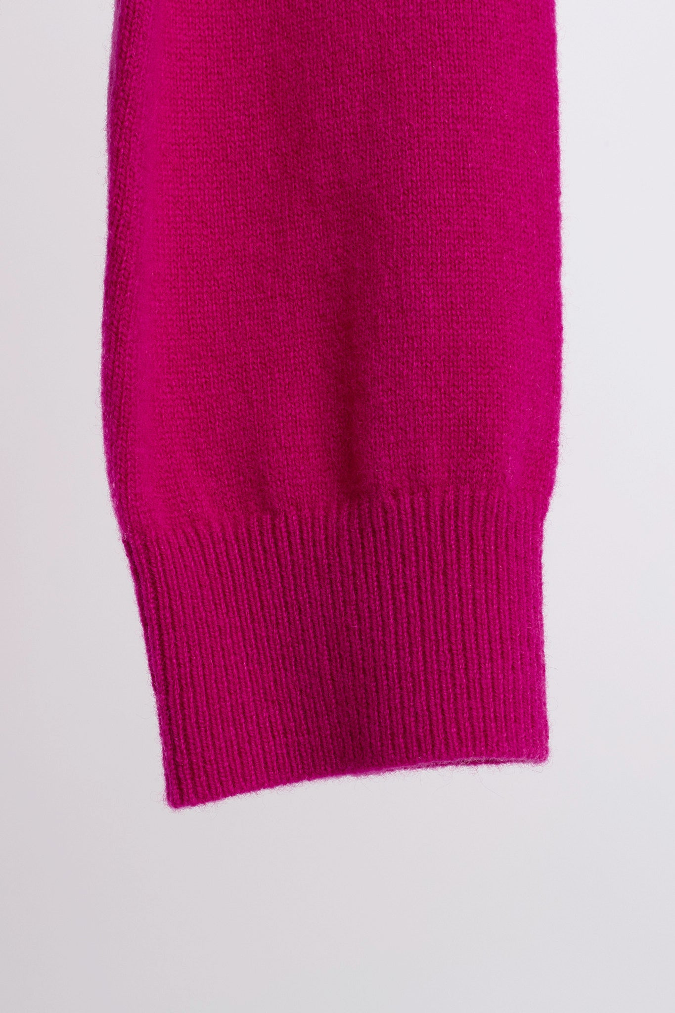 JENNIE LIU Women's 100% Pure Cashmere Long Sleeve Crew Neck Sweater