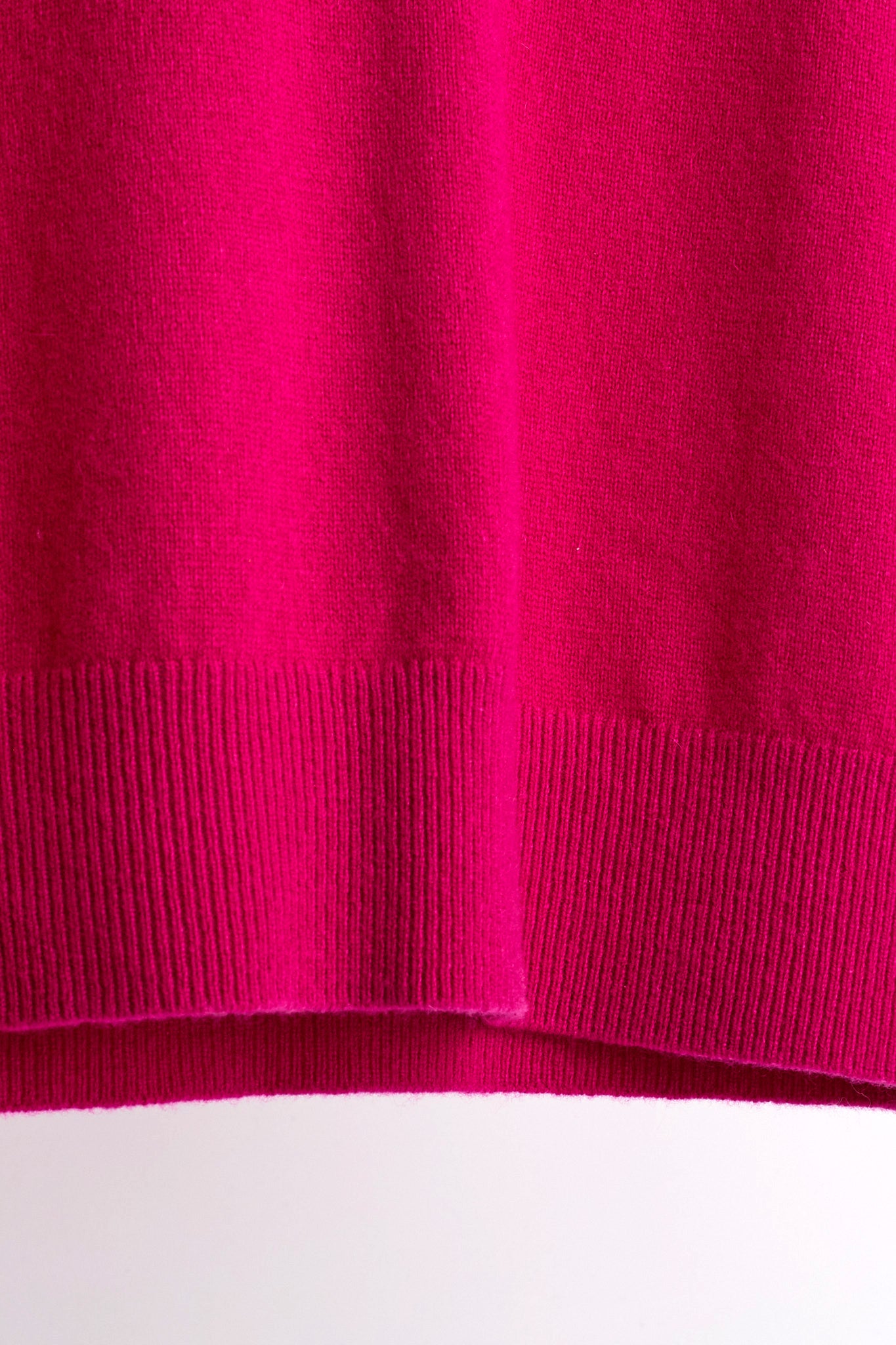 JENNIE LIU Women's 100% Pure Cashmere Long Sleeve Crew Neck Sweater