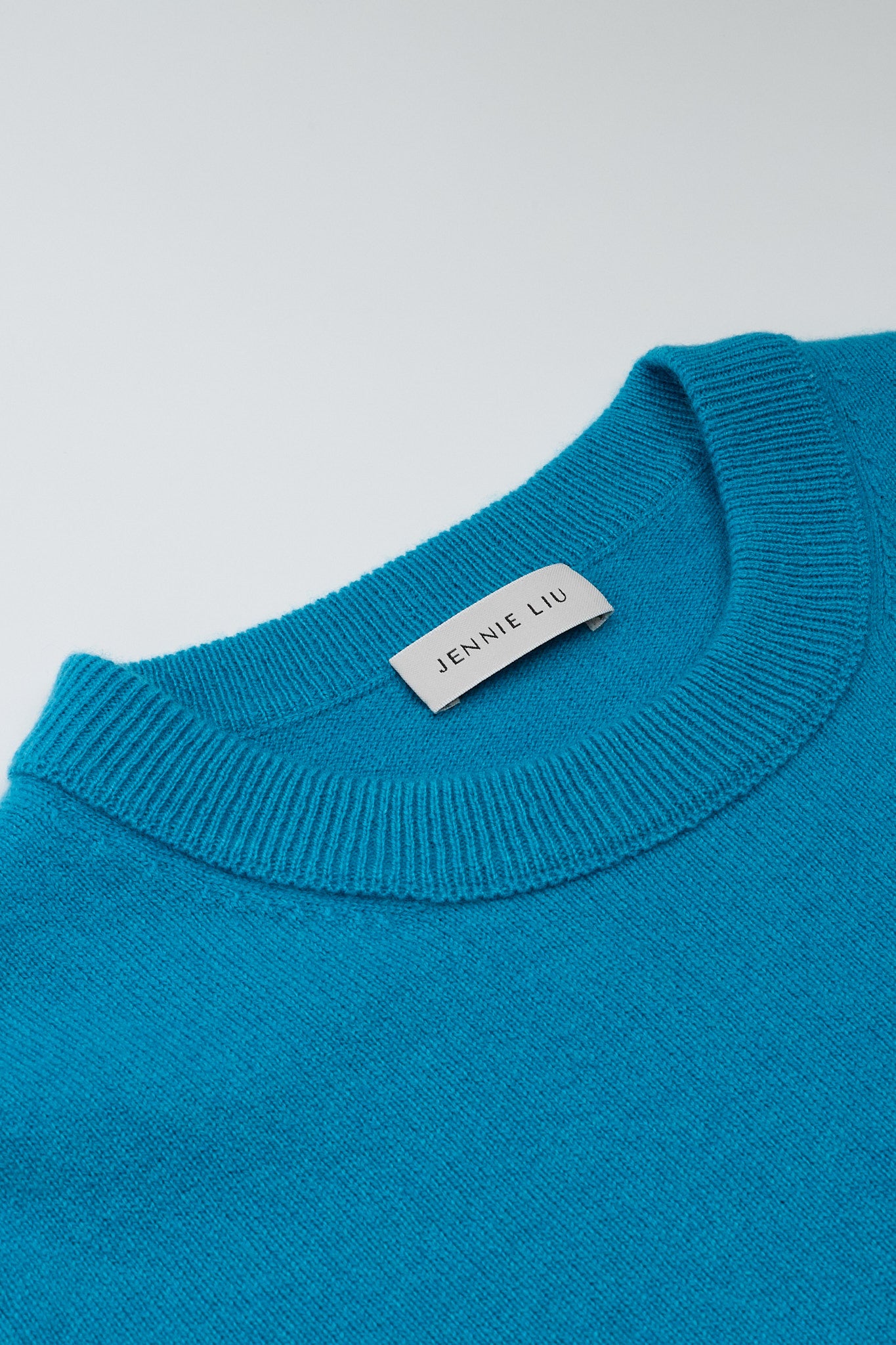 JENNIE LIU Women's 100% Pure Cashmere Long Sleeve Crew Neck Sweater