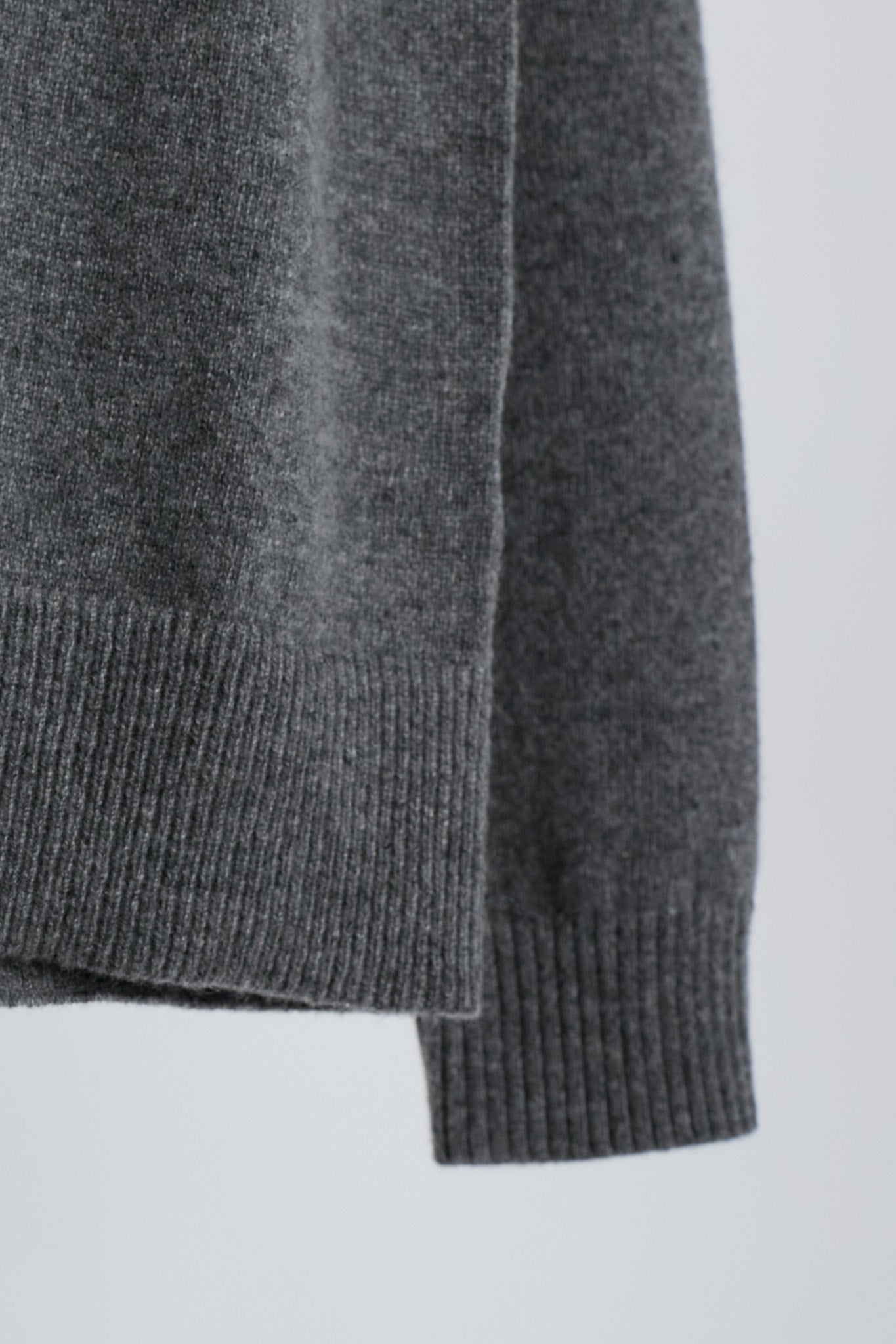 JENNIE LIU Women's 100% Pure Cashmere Long Sleeve Crew Neck Sweater