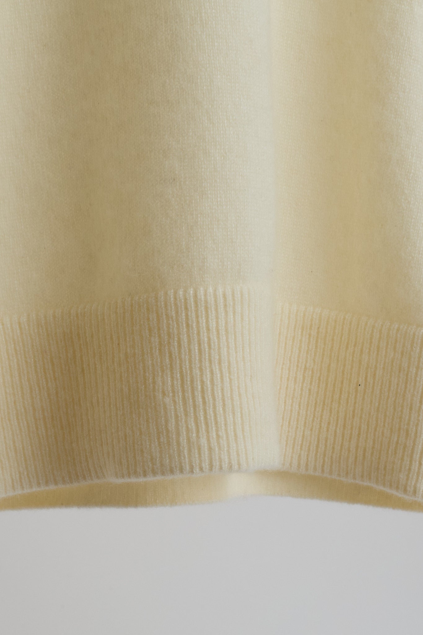 JENNIE LIU Women's 100% Pure Cashmere Long Sleeve Crew Neck Sweater