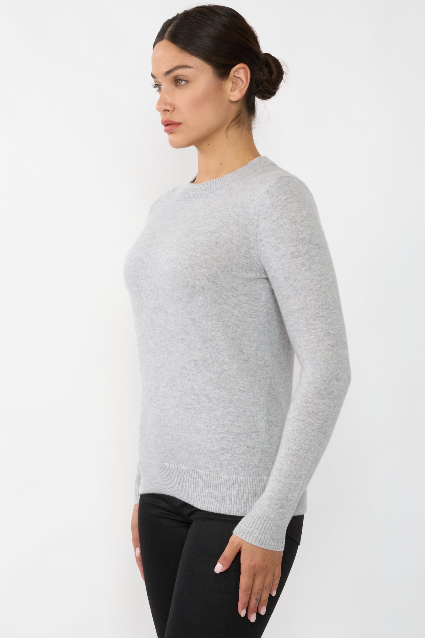 JENNIE LIU Women's 100% Pure Cashmere Long Sleeve Crew Neck Sweater