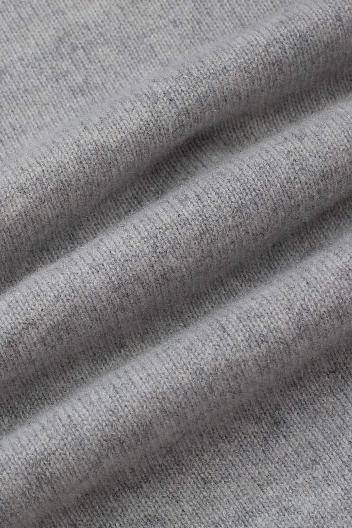 JENNIE LIU Women's 100% Pure Cashmere Long Sleeve Crew Neck Sweater