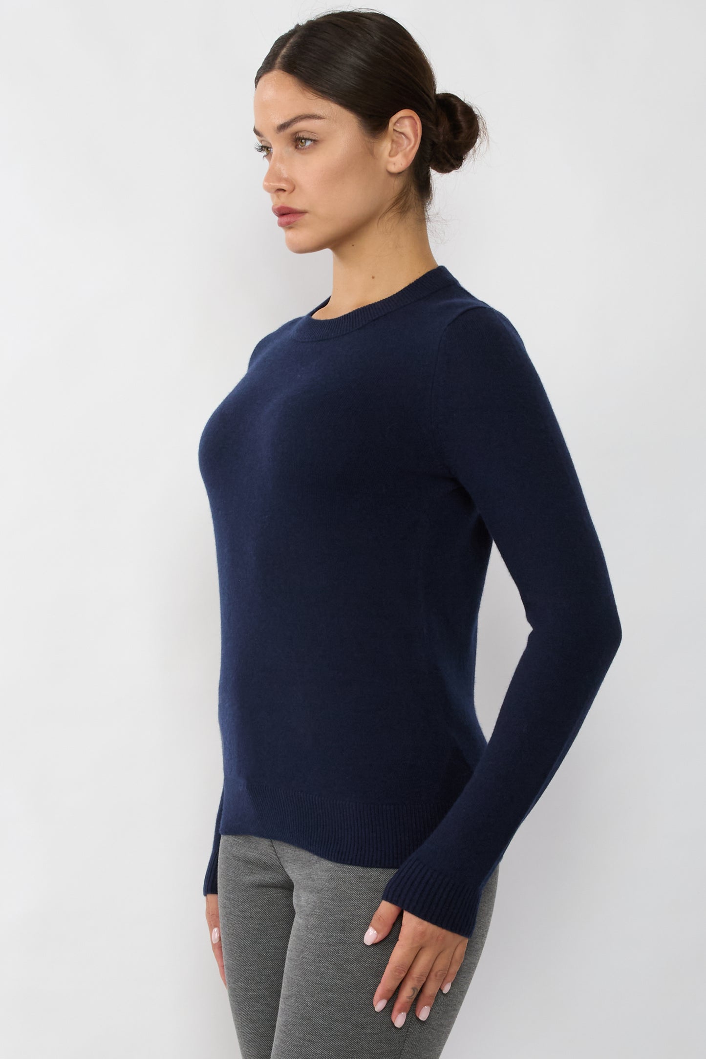 JENNIE LIU Women's 100% Pure Cashmere Long Sleeve Crew Neck Sweater