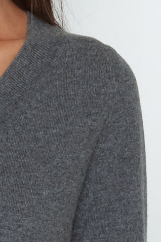 JENNIE LIU Women's 100% Pure Cashmere Long Sleeve Ava V Neck Pullover Sweater