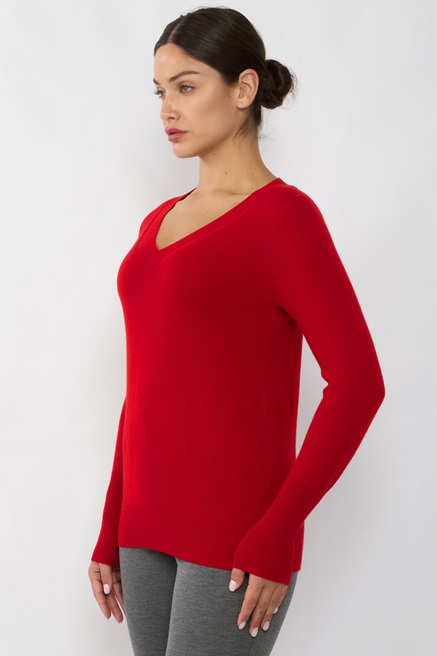 JENNIE LIU Women's 100% Pure Cashmere Long Sleeve Ava V Neck Pullover Sweater