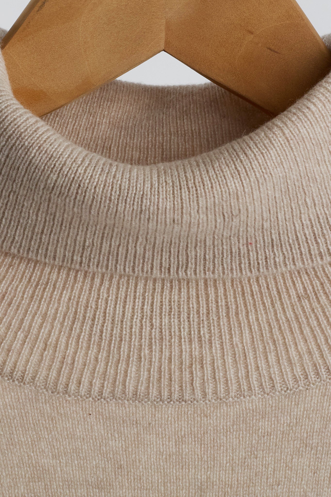 JENNIE LIU Women's 100% Pure Cashmere Long Sleeve Pullover Turtleneck Sweater