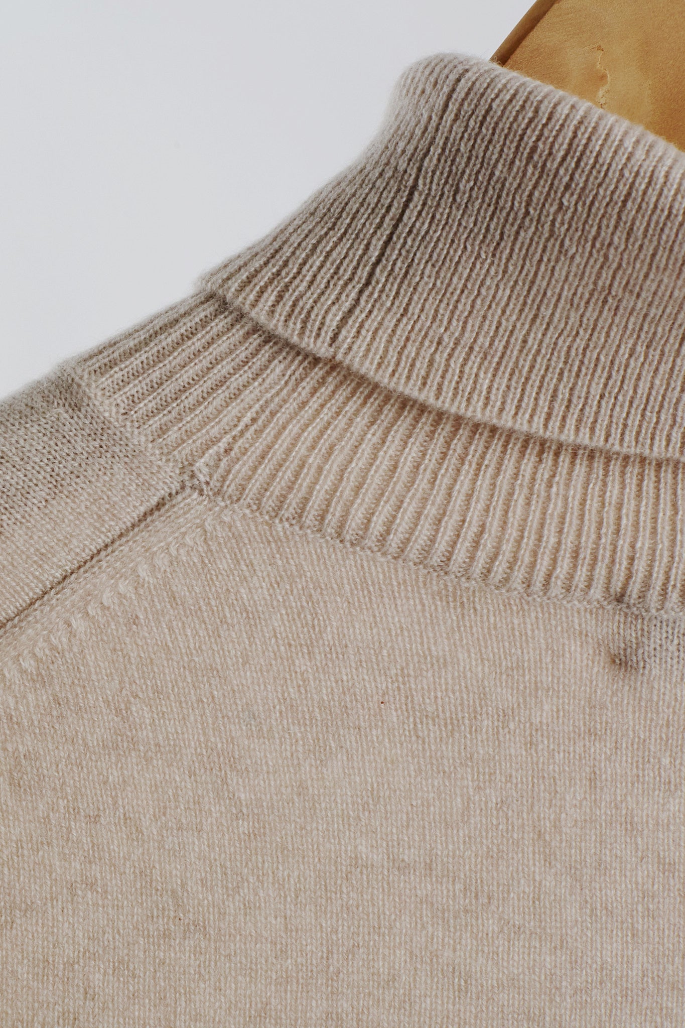 JENNIE LIU Women's 100% Pure Cashmere Long Sleeve Pullover Turtleneck Sweater