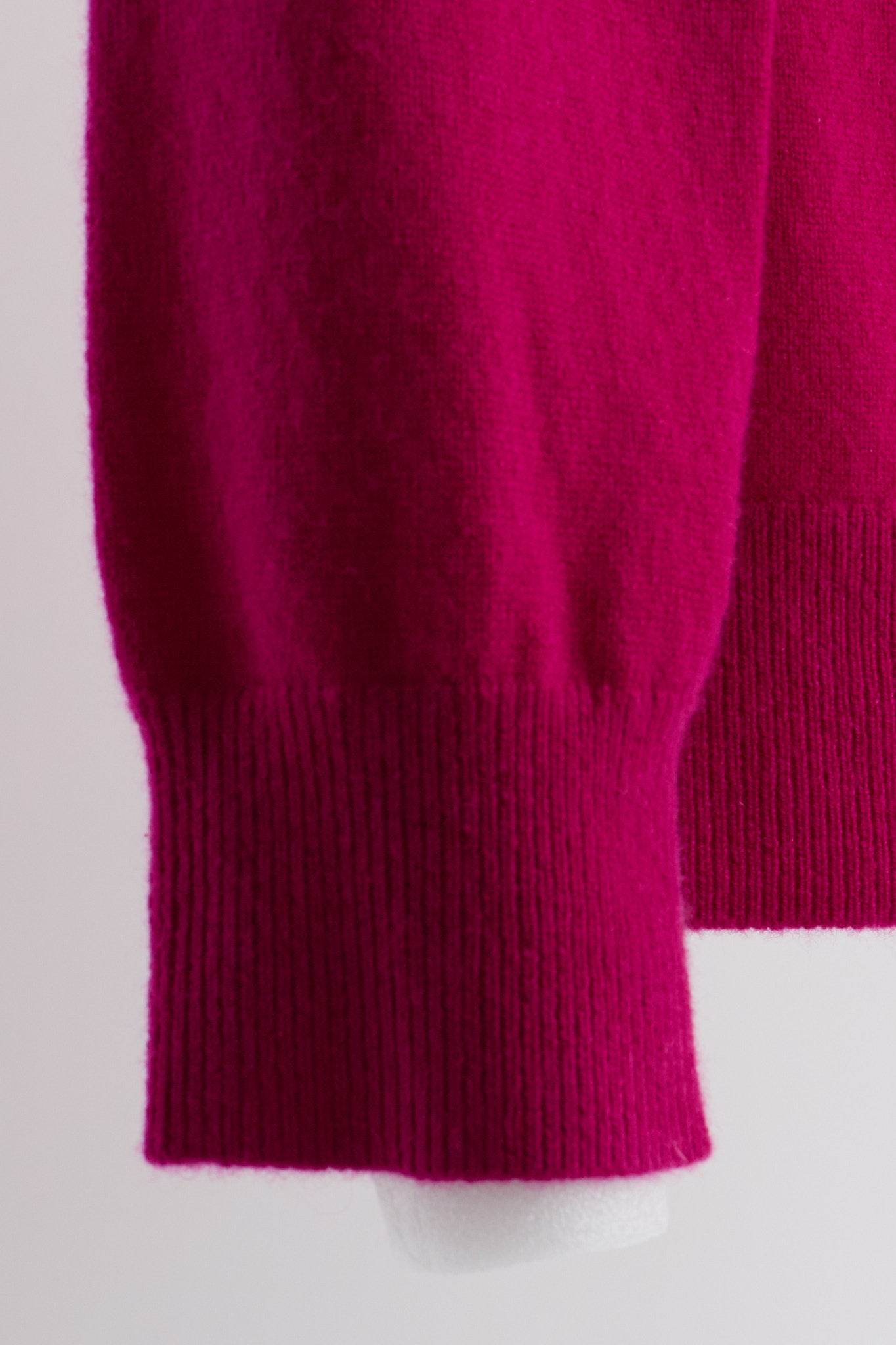 JENNIE LIU Women's 100% Cashmere Button Front Long Sleeve Crewneck Cardigan Sweater