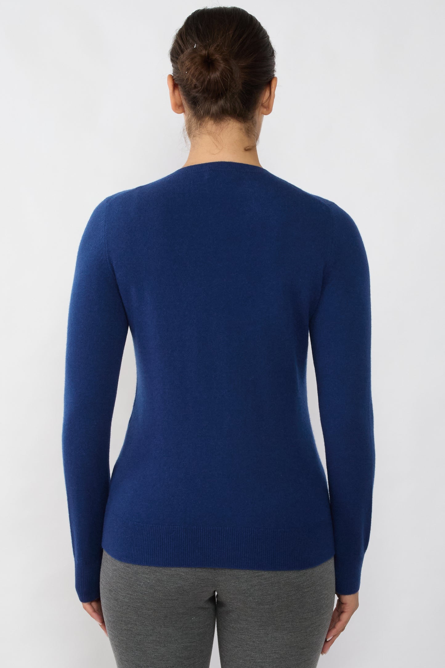 JENNIE LIU Women's 100% Cashmere Button Front Long Sleeve Crewneck Cardigan Sweater