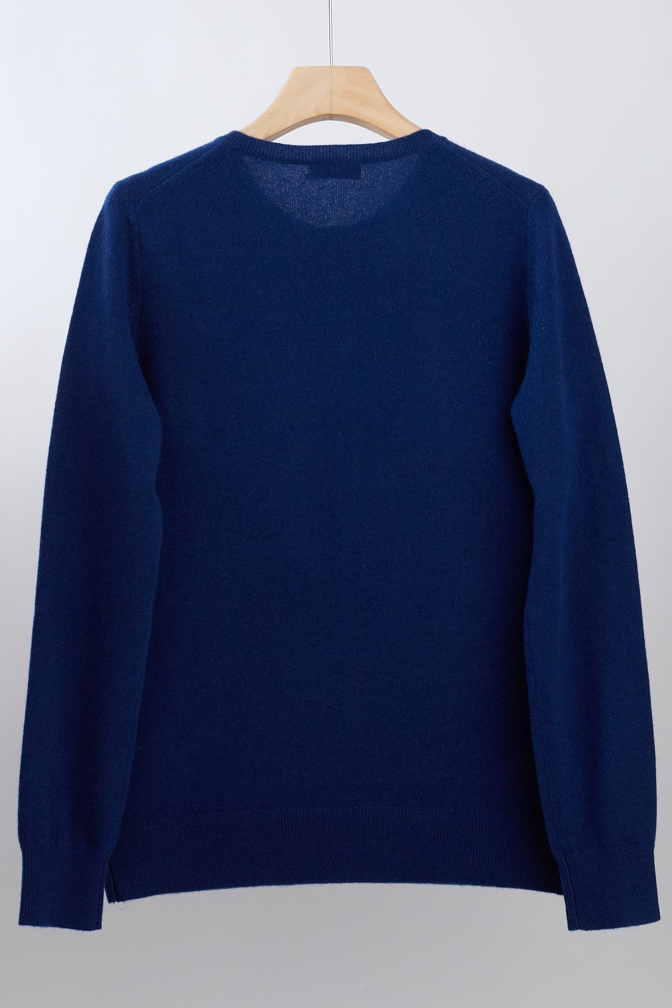 JENNIE LIU Women's 100% Cashmere Button Front Long Sleeve Crewneck Cardigan Sweater