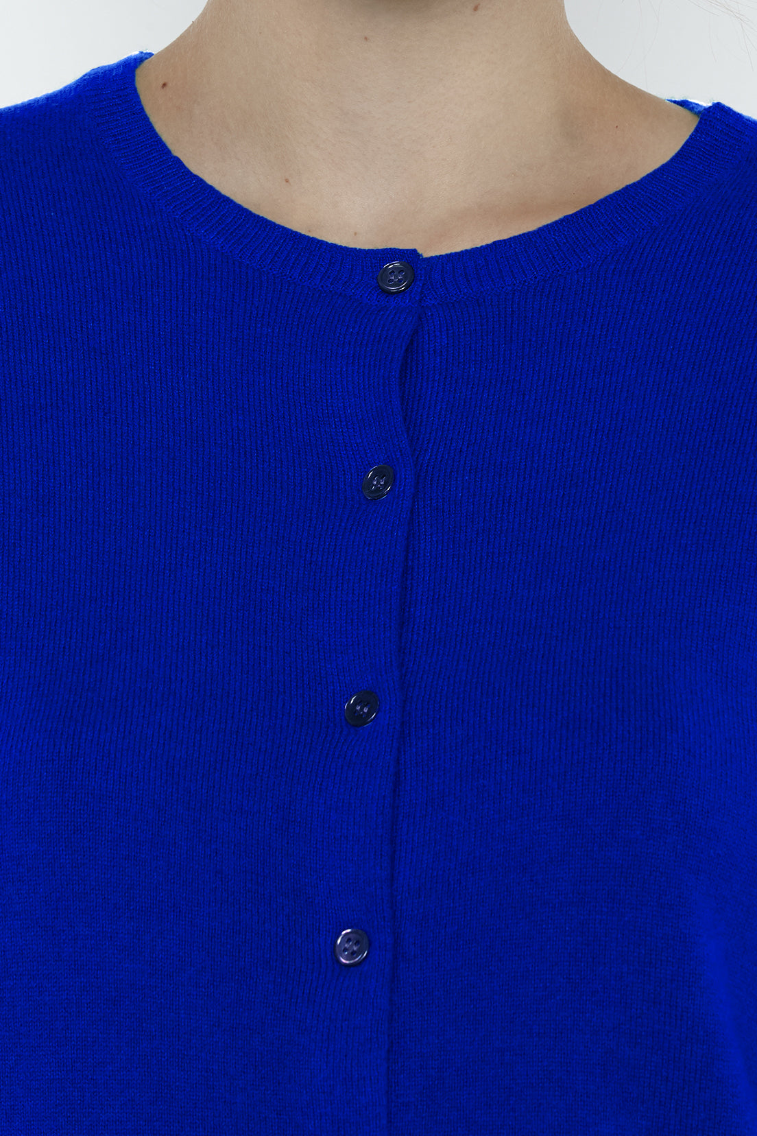 JENNIE LIU Women's 100% Cashmere Button Front Long Sleeve Crewneck Cardigan Sweater