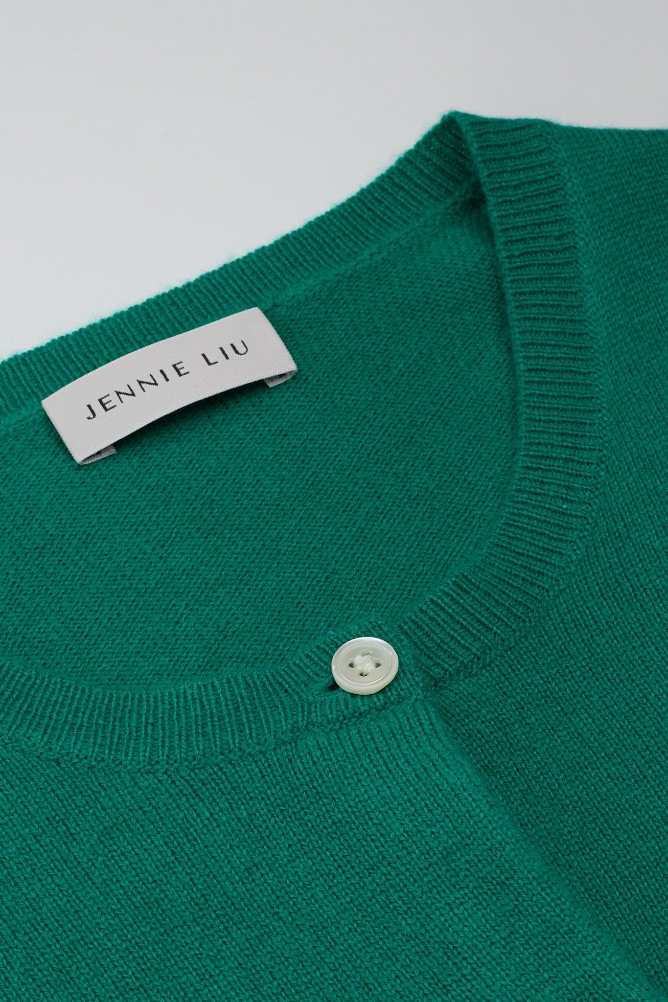 JENNIE LIU Women's 100% Cashmere Button Front Long Sleeve Crewneck Cardigan Sweater