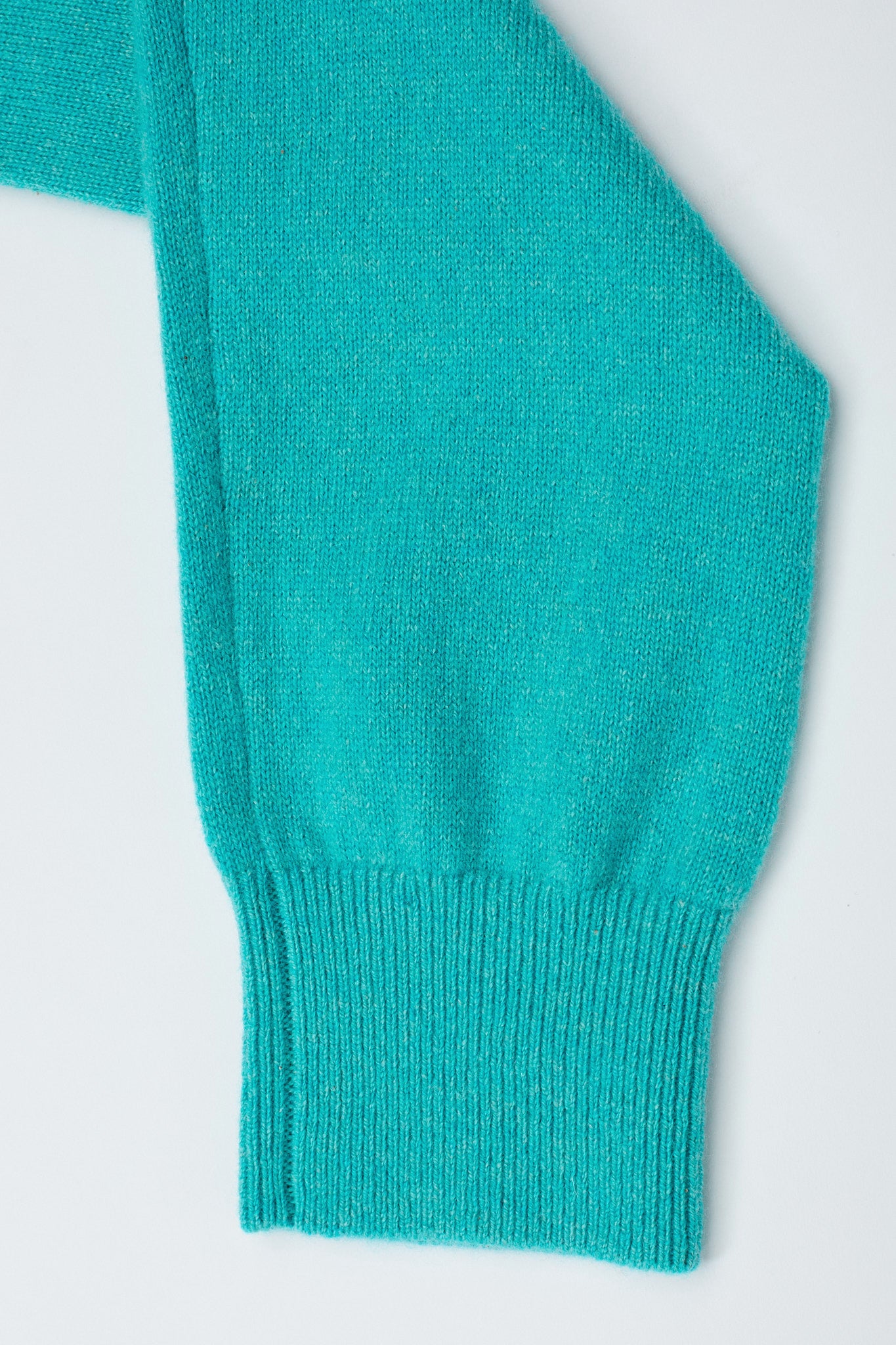 JENNIE LIU Women's 100% Cashmere Button Front Long Sleeve Crewneck Cardigan Sweater