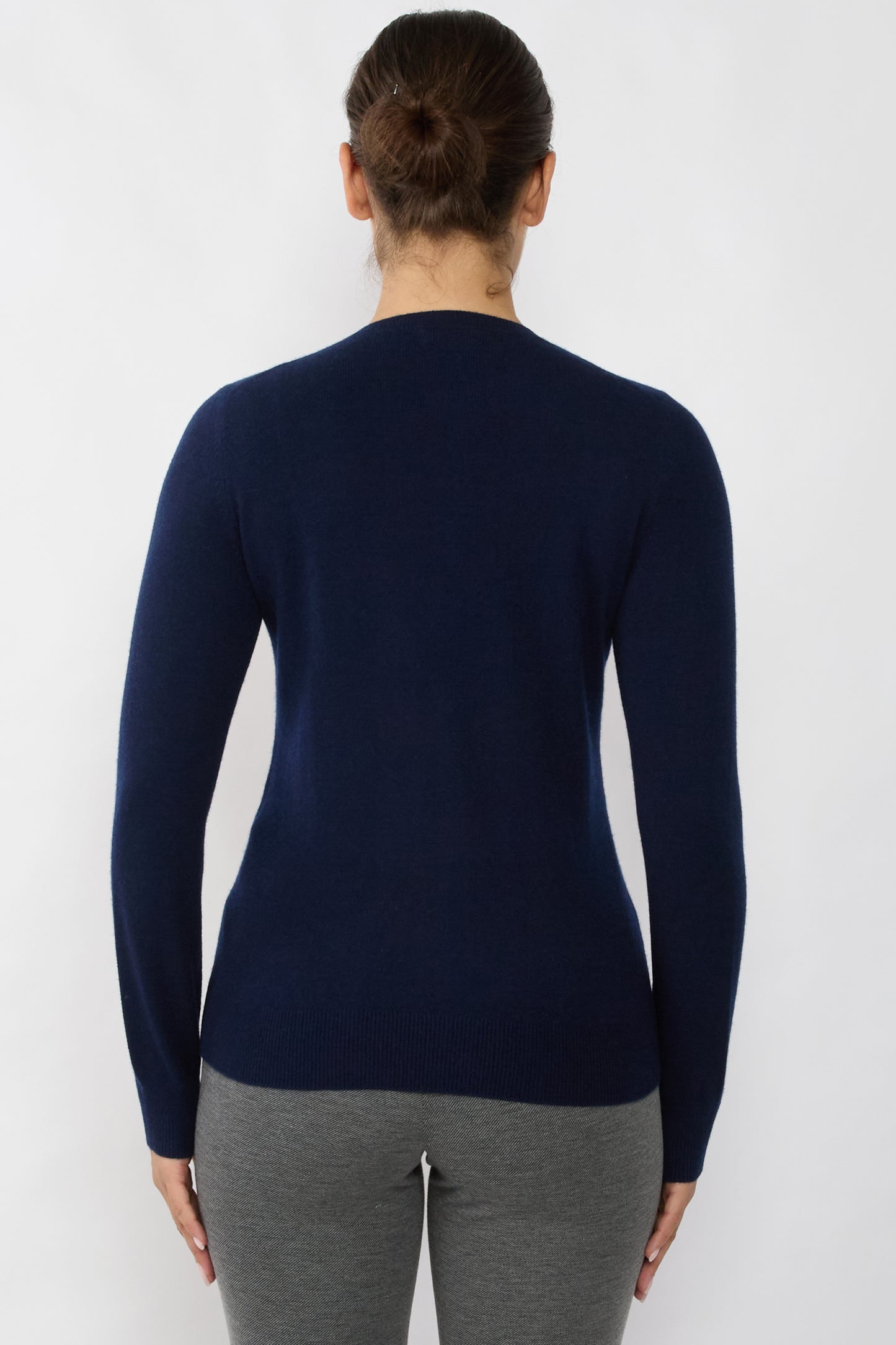 JENNIE LIU Women's 100% Cashmere Button Front Long Sleeve Crewneck Cardigan Sweater