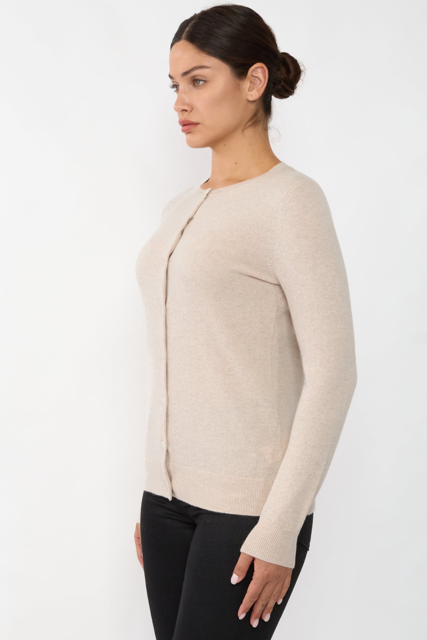 JENNIE LIU Women's 100% Cashmere Button Front Long Sleeve Crewneck Cardigan Sweater