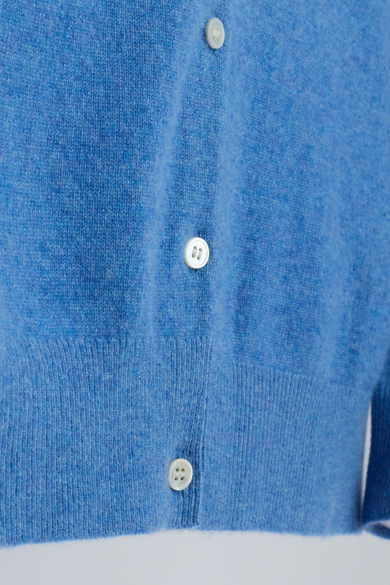 JENNIE LIU Women's 100% Cashmere Button Front Long Sleeve Crewneck Cardigan Sweater