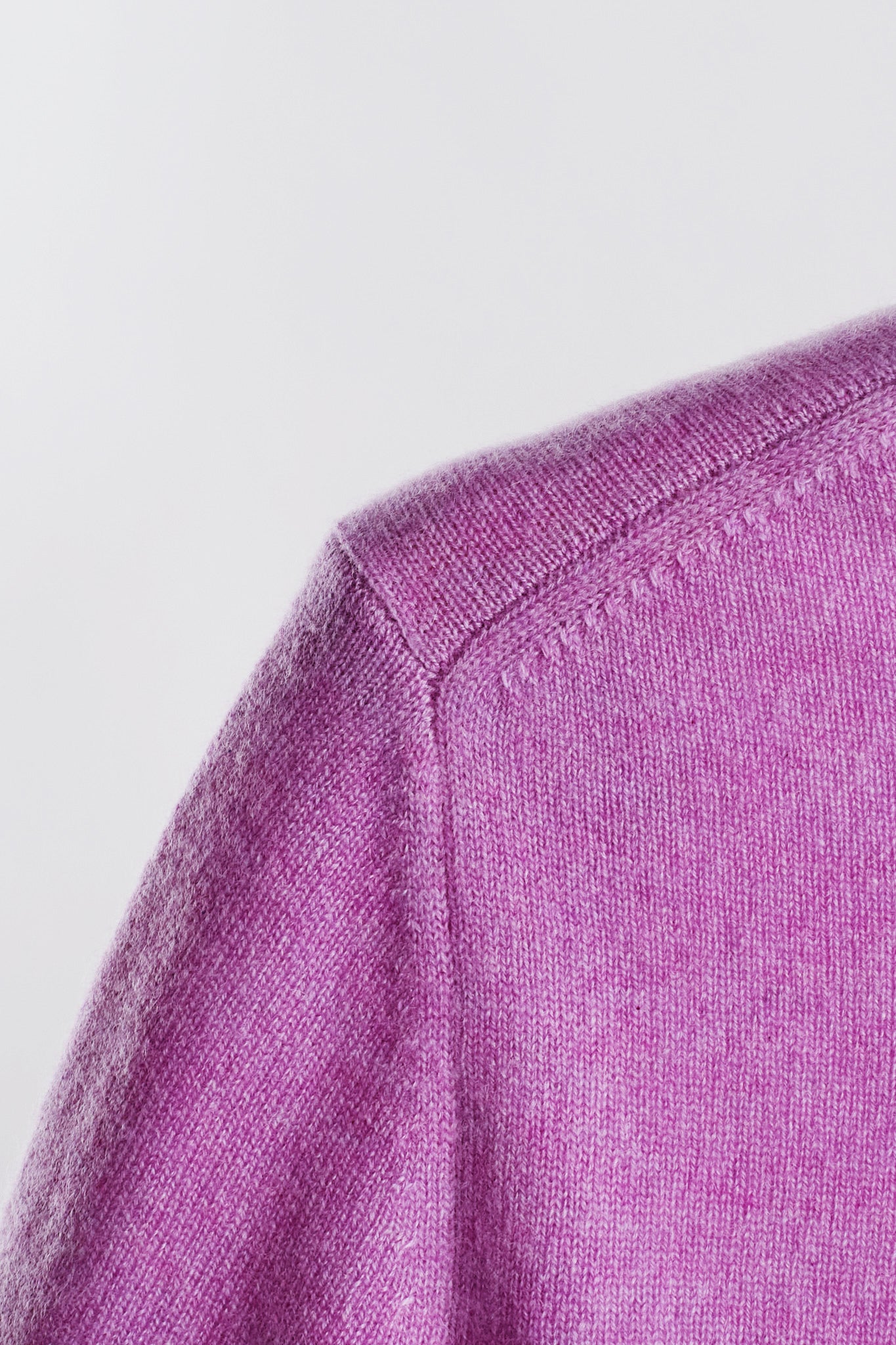 JENNIE LIU Women's 100% Cashmere Button Front Long Sleeve Crewneck Cardigan Sweater