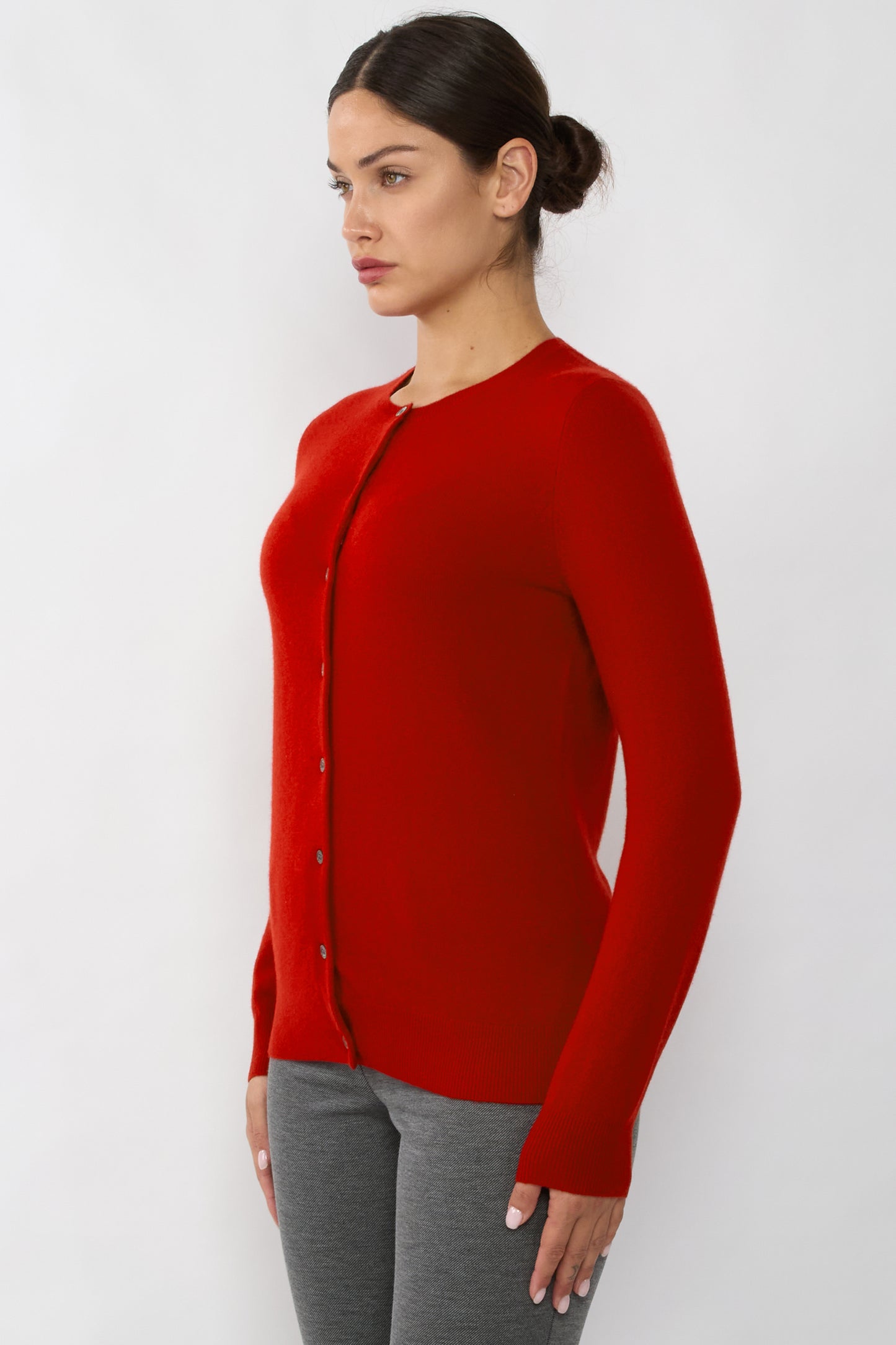 JENNIE LIU Women's 100% Cashmere Button Front Long Sleeve Crewneck Cardigan Sweater