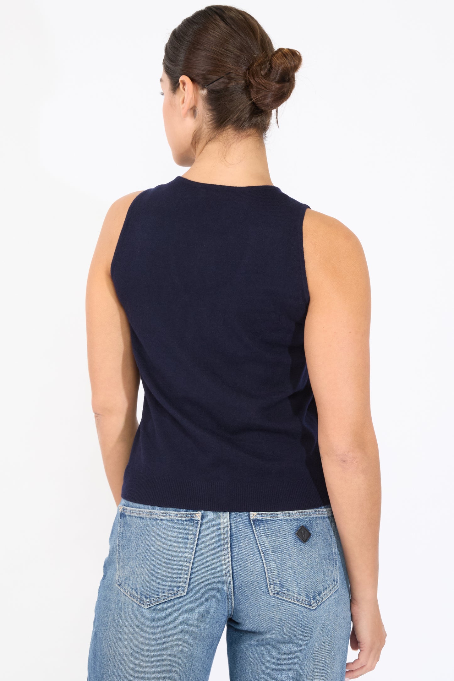 JENNIE LIU 100% Cashmere Tank Tops for Women | Sleeveless Crewneck Sweater Vest