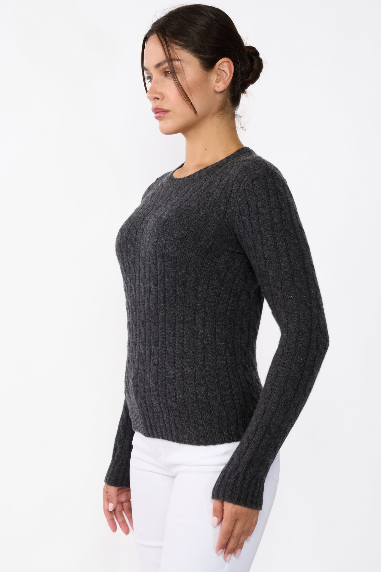 JENNIE LIU 100% Cashmere Crewneck Sweater | Chuncky Cashmere Cable-knit Sweaters for Women