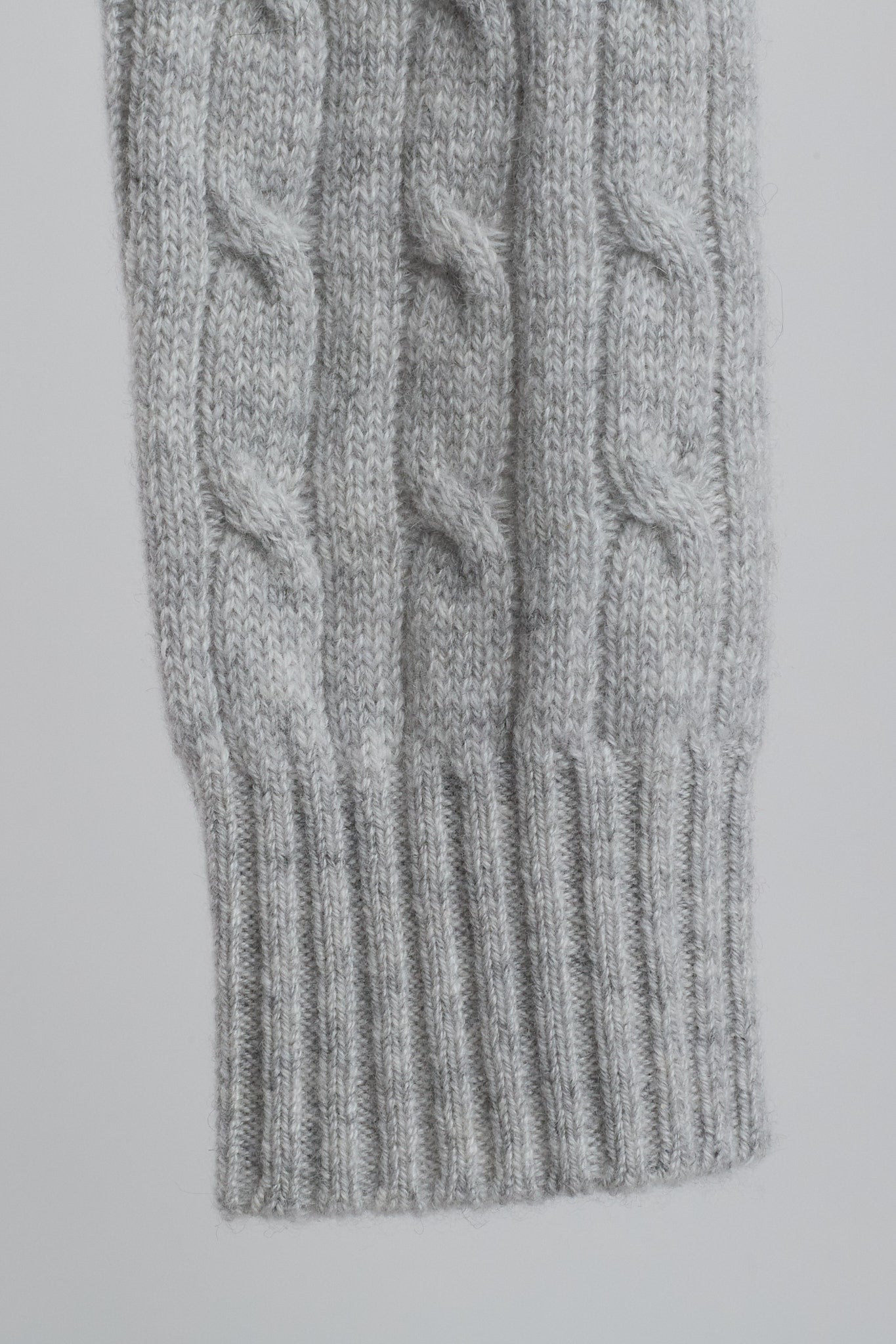 JENNIE LIU Women's 100% Cashmere Cable-knit Long Sleeve Pullover Crew Neck Sweater