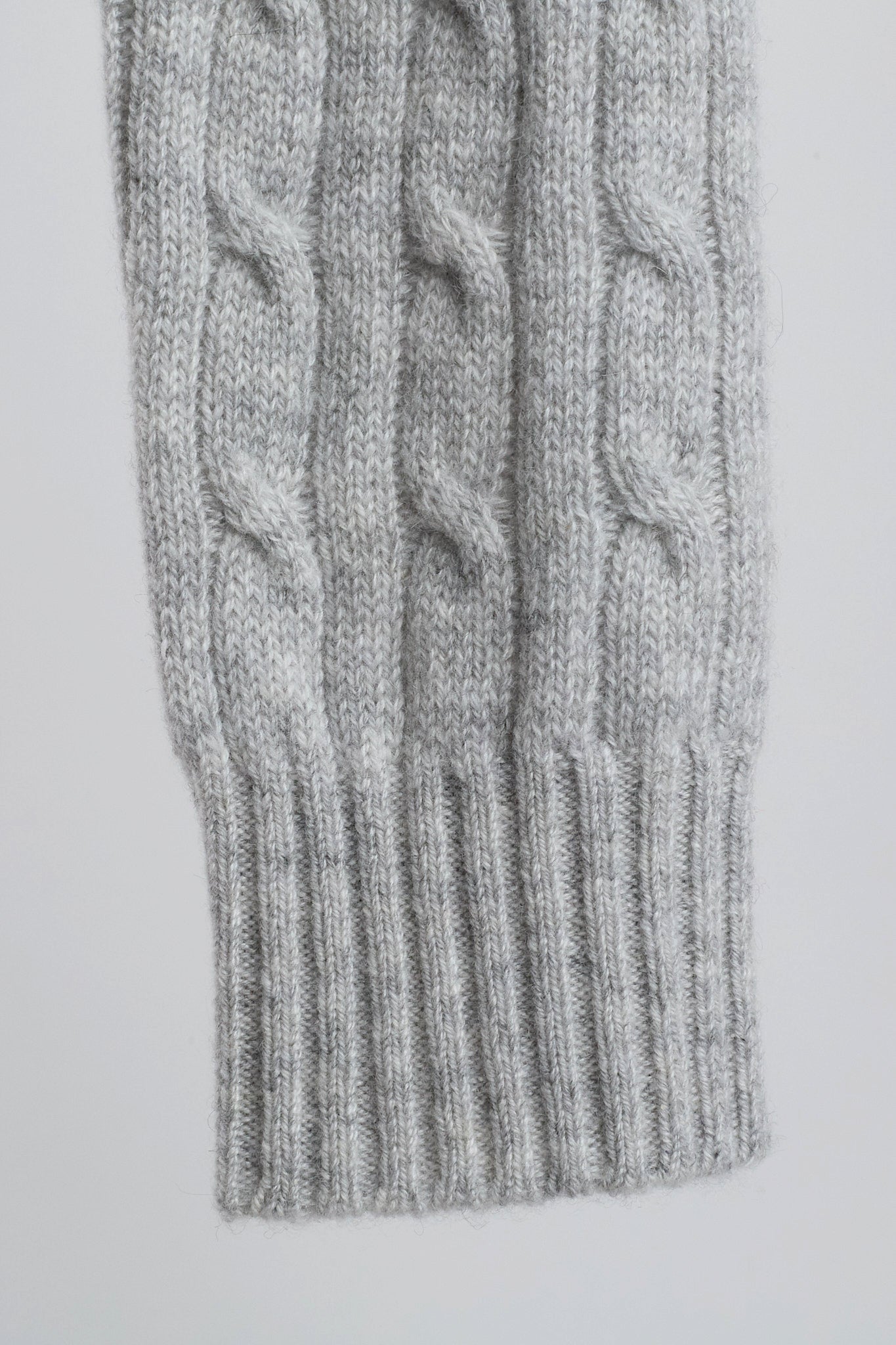 JENNIE LIU Women's 100% Cashmere Cable-knit Long Sleeve Pullover V Neck Sweater