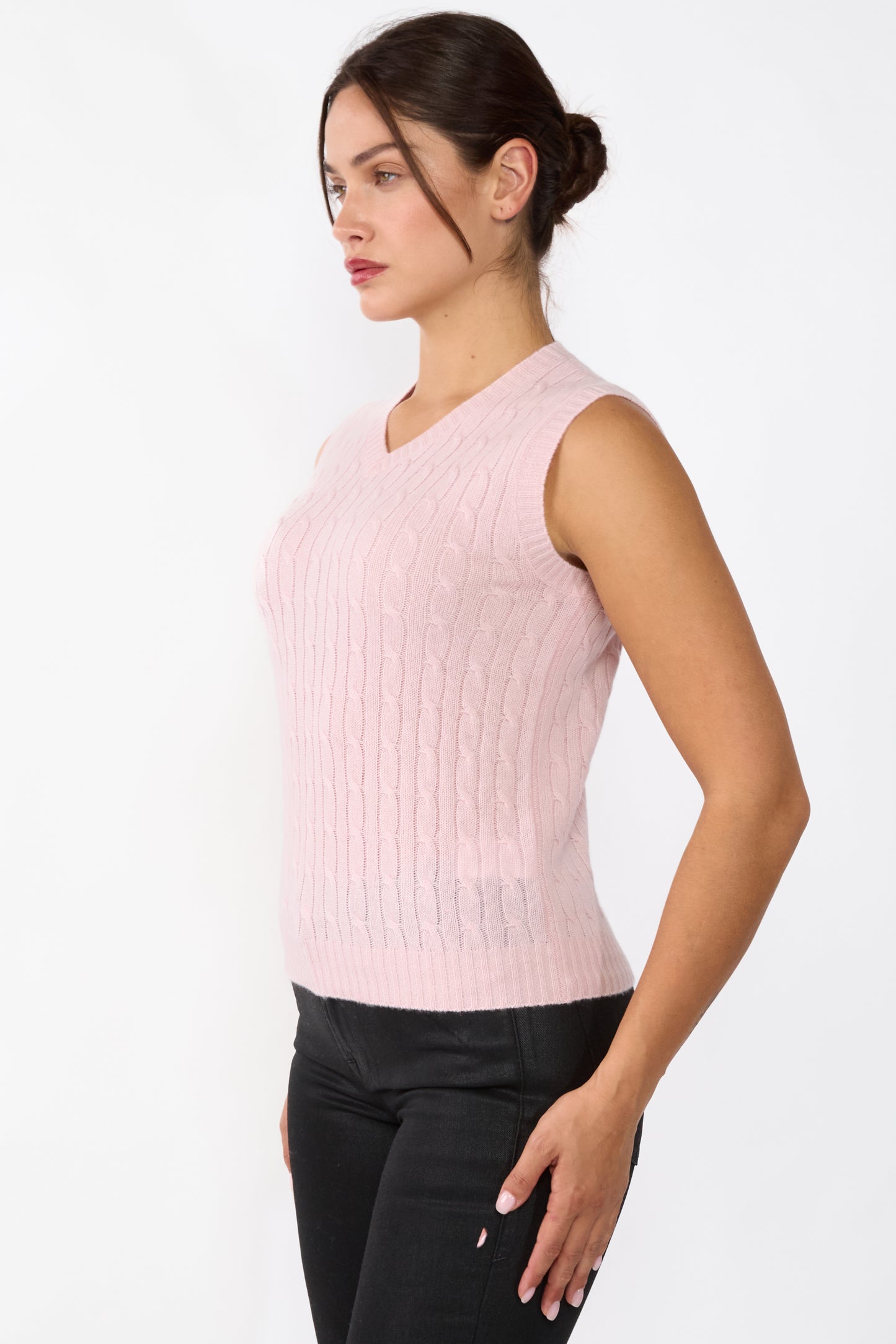 JENNIE LIU Womens 100% Cashmere V Neck Cable-knit Sweater Vest