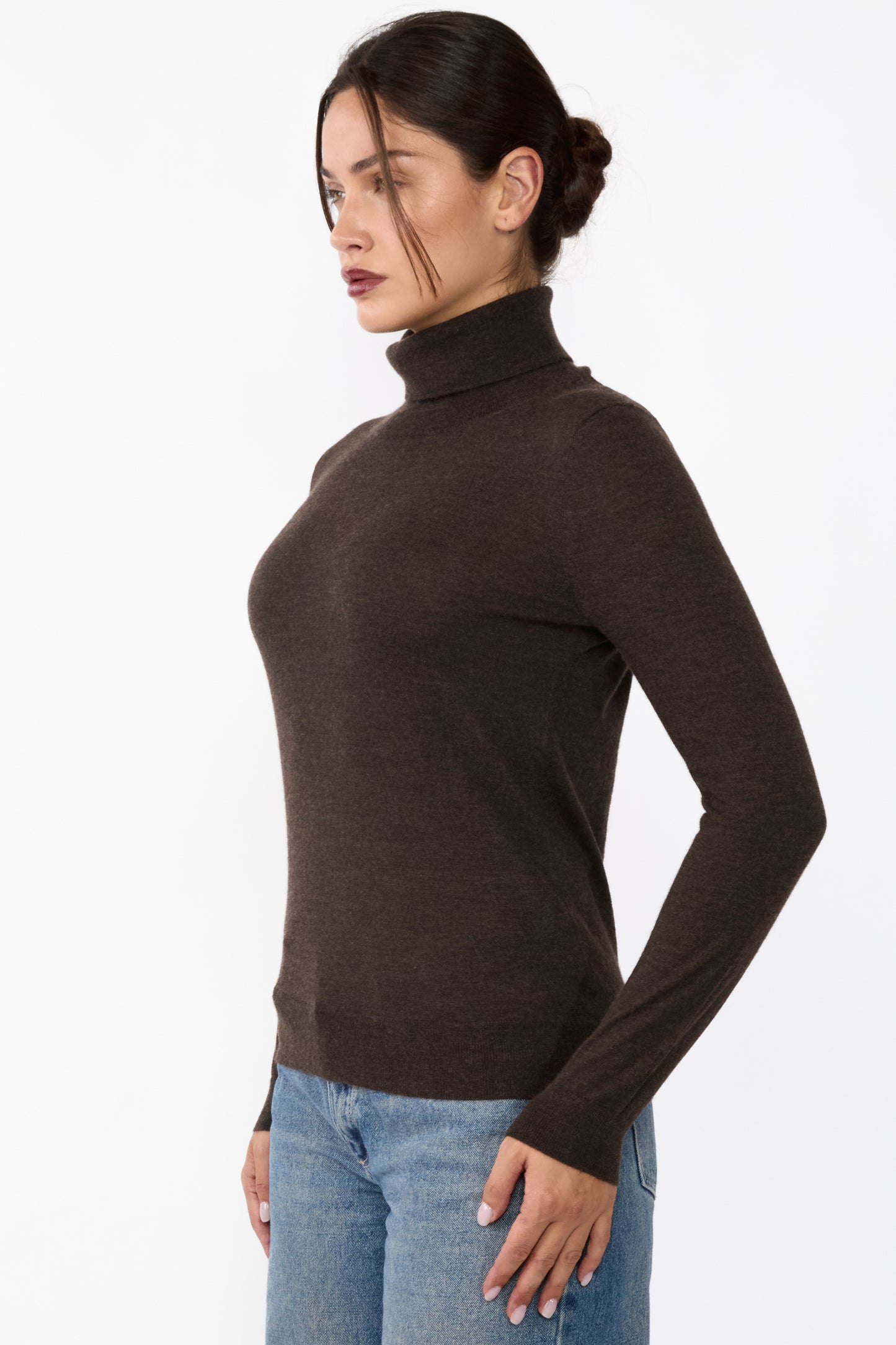 JENNIE LIU Womens 100% Cashmere Turtleneck Sweater | Tissue Weight Cashmere Sweaters for Women