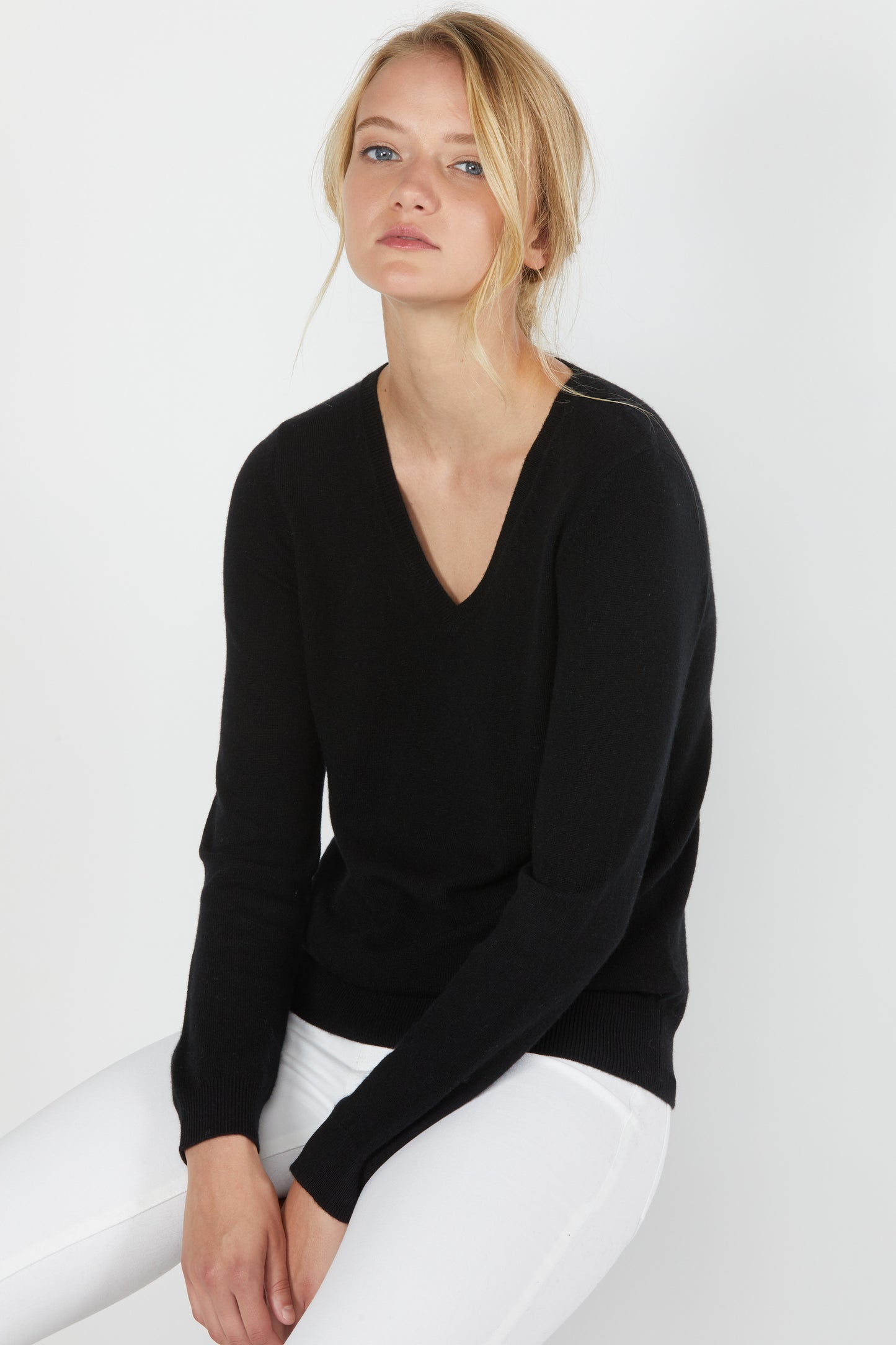 JENNIE LIU Women's 100% Pure Cashmere Long Sleeve Pullover V Neck Sweater