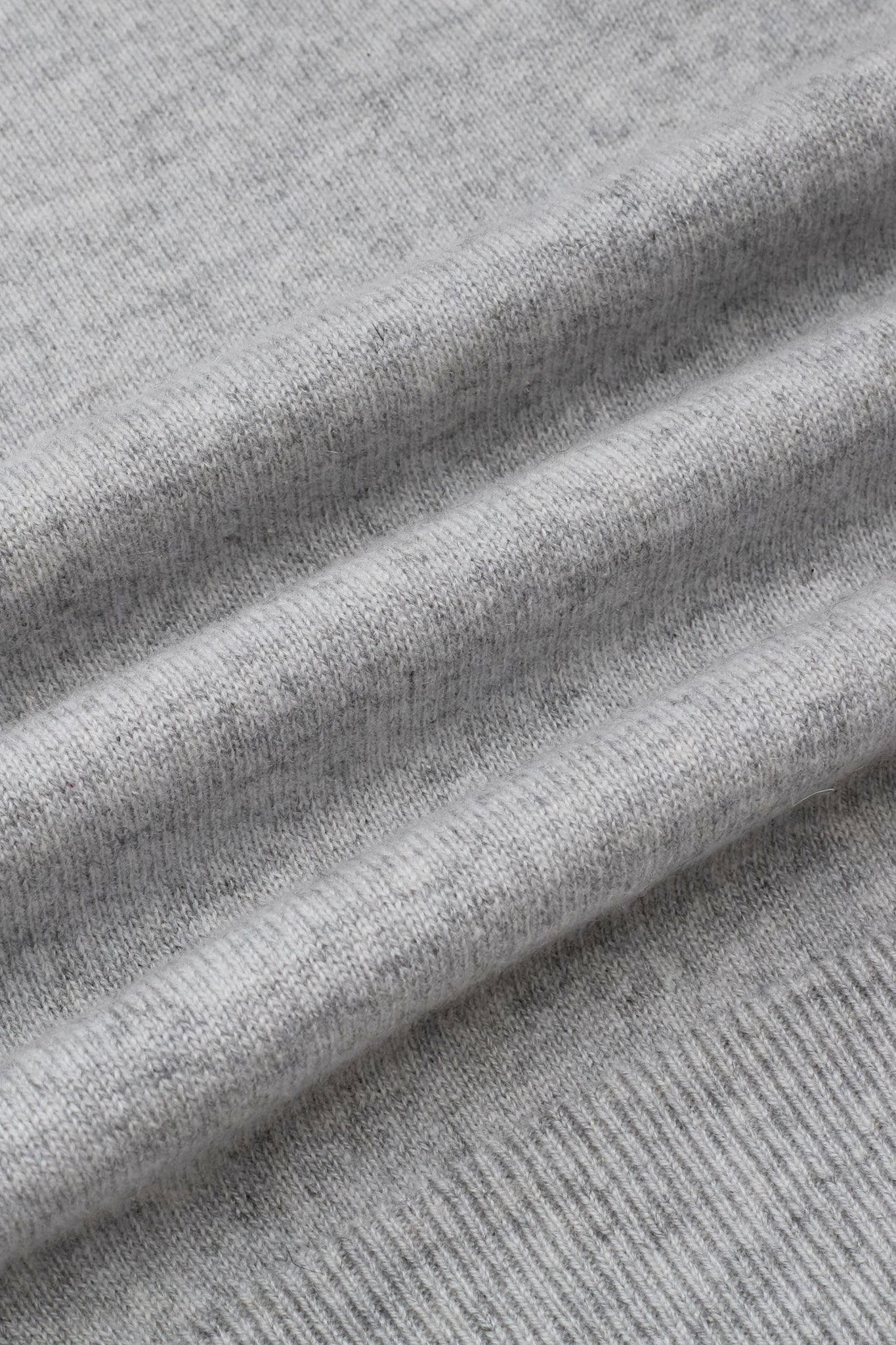 JENNIE LIU Women's 100% Pure Cashmere Long Sleeve Pullover V Neck Sweater