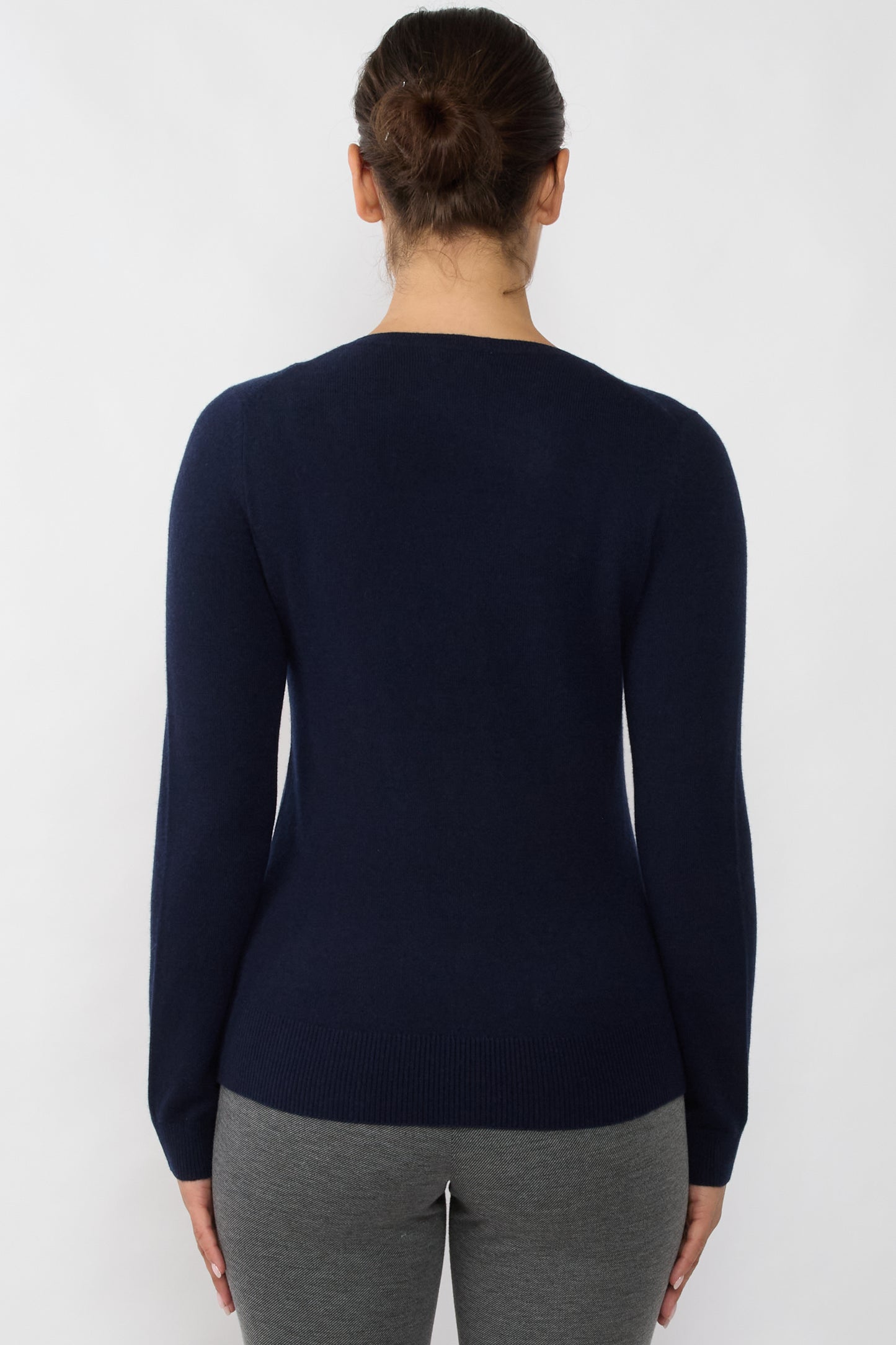 JENNIE LIU Women's 100% Pure Cashmere Long Sleeve Pullover V Neck Sweater