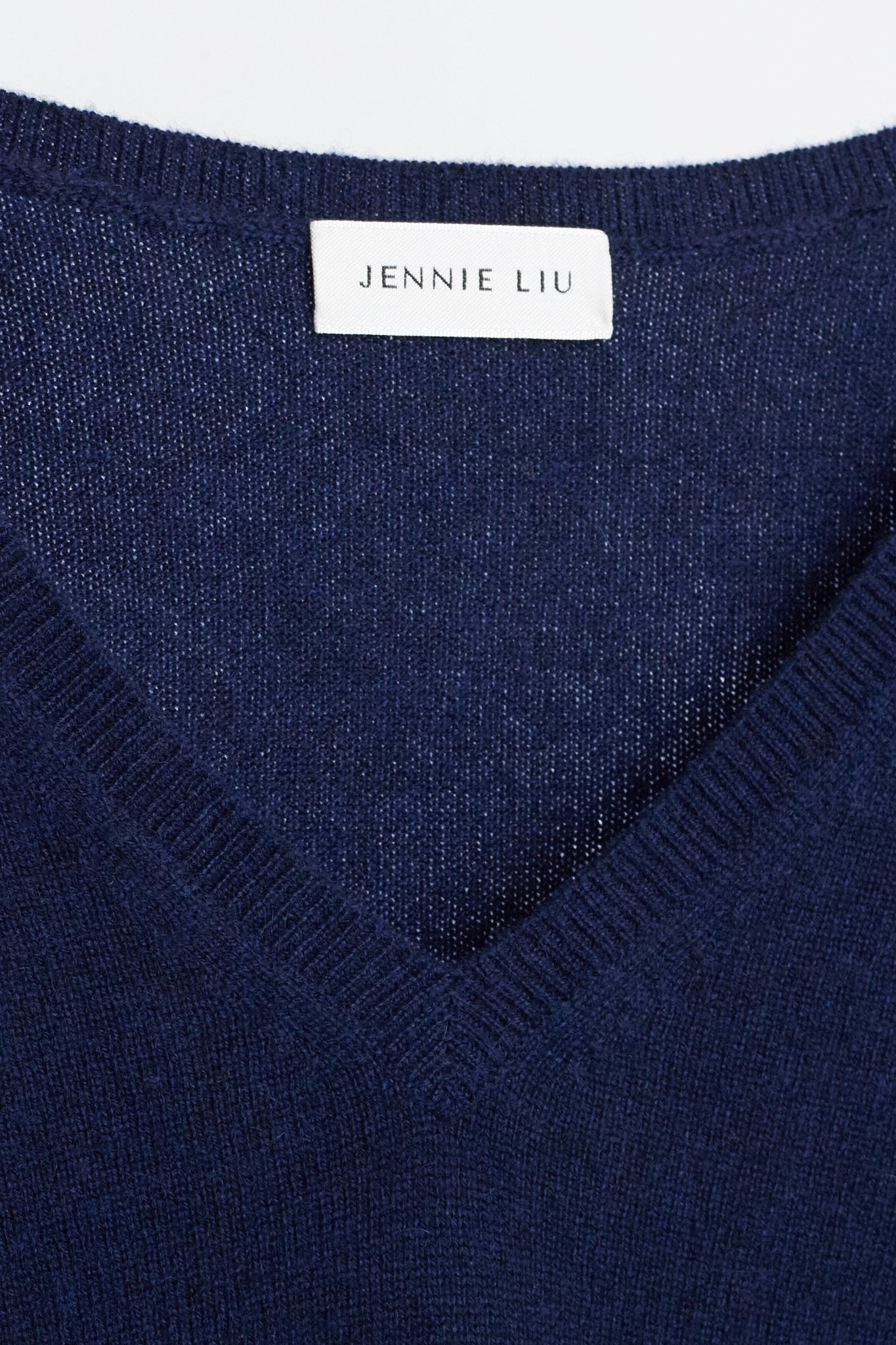 JENNIE LIU Women's 100% Pure Cashmere Long Sleeve Pullover V Neck Sweater