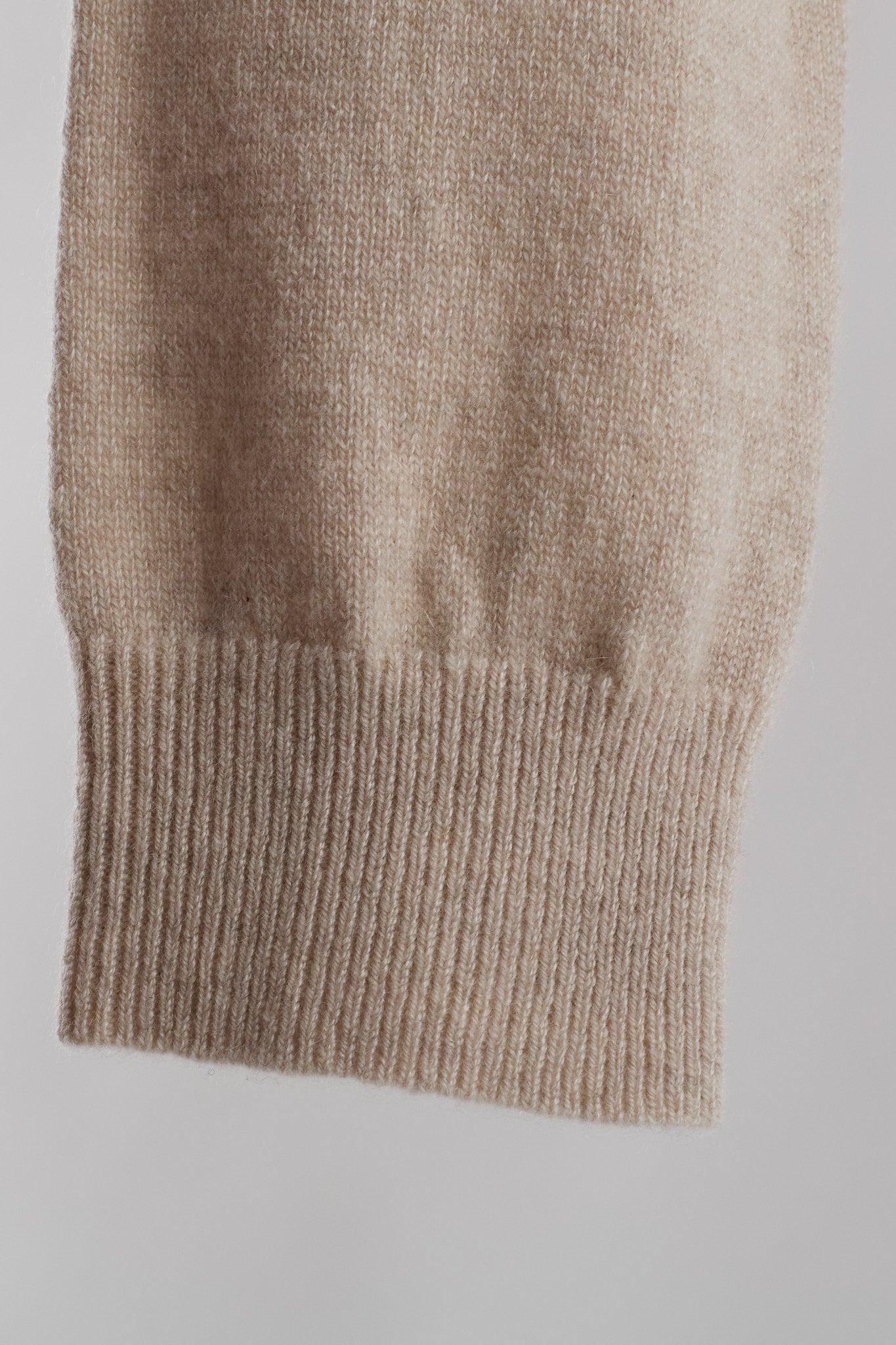 JENNIE LIU Women's 100% Pure Cashmere Long Sleeve Pullover V Neck Sweater