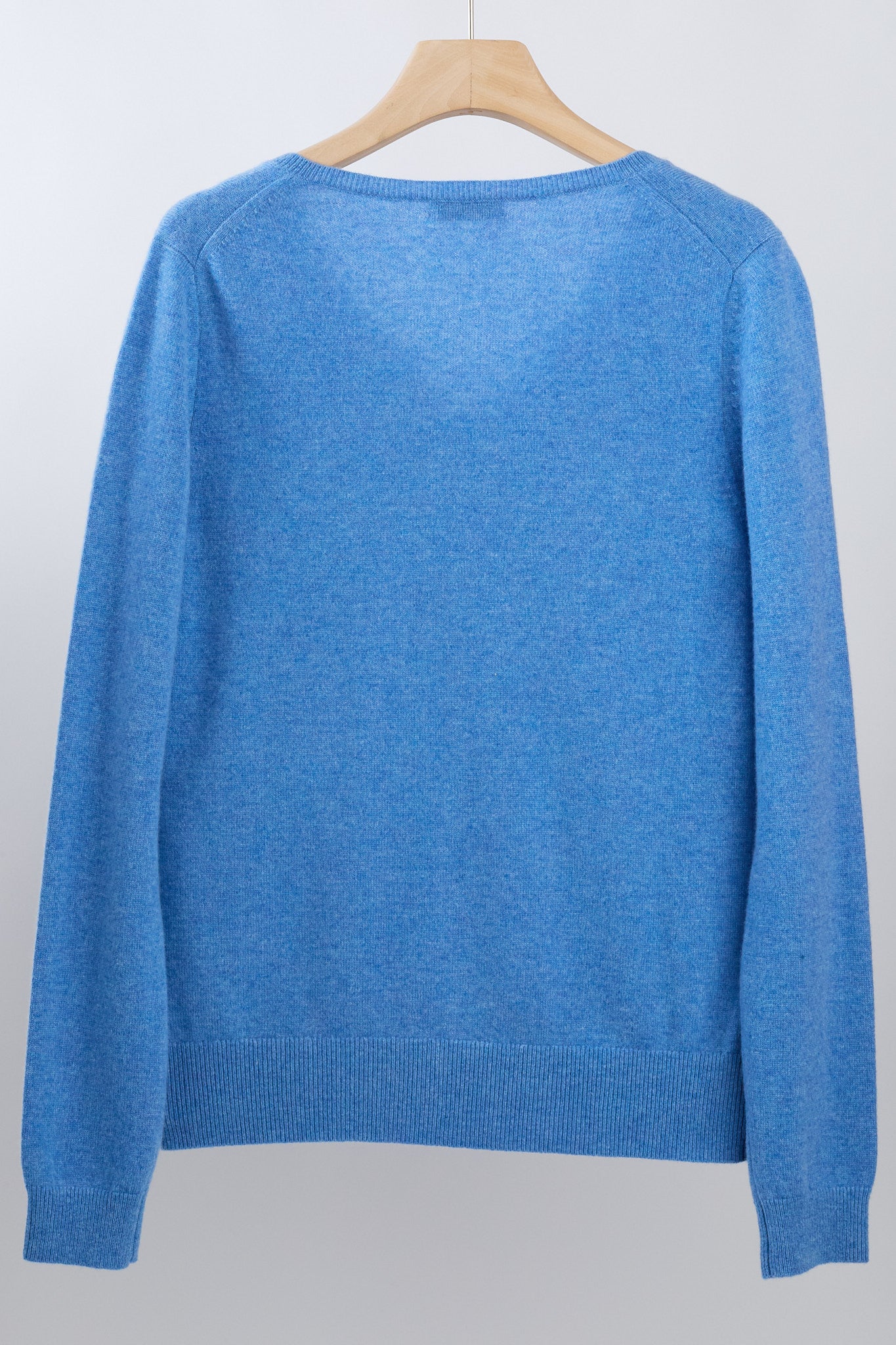 JENNIE LIU Women's 100% Pure Cashmere Long Sleeve Pullover V Neck Sweater