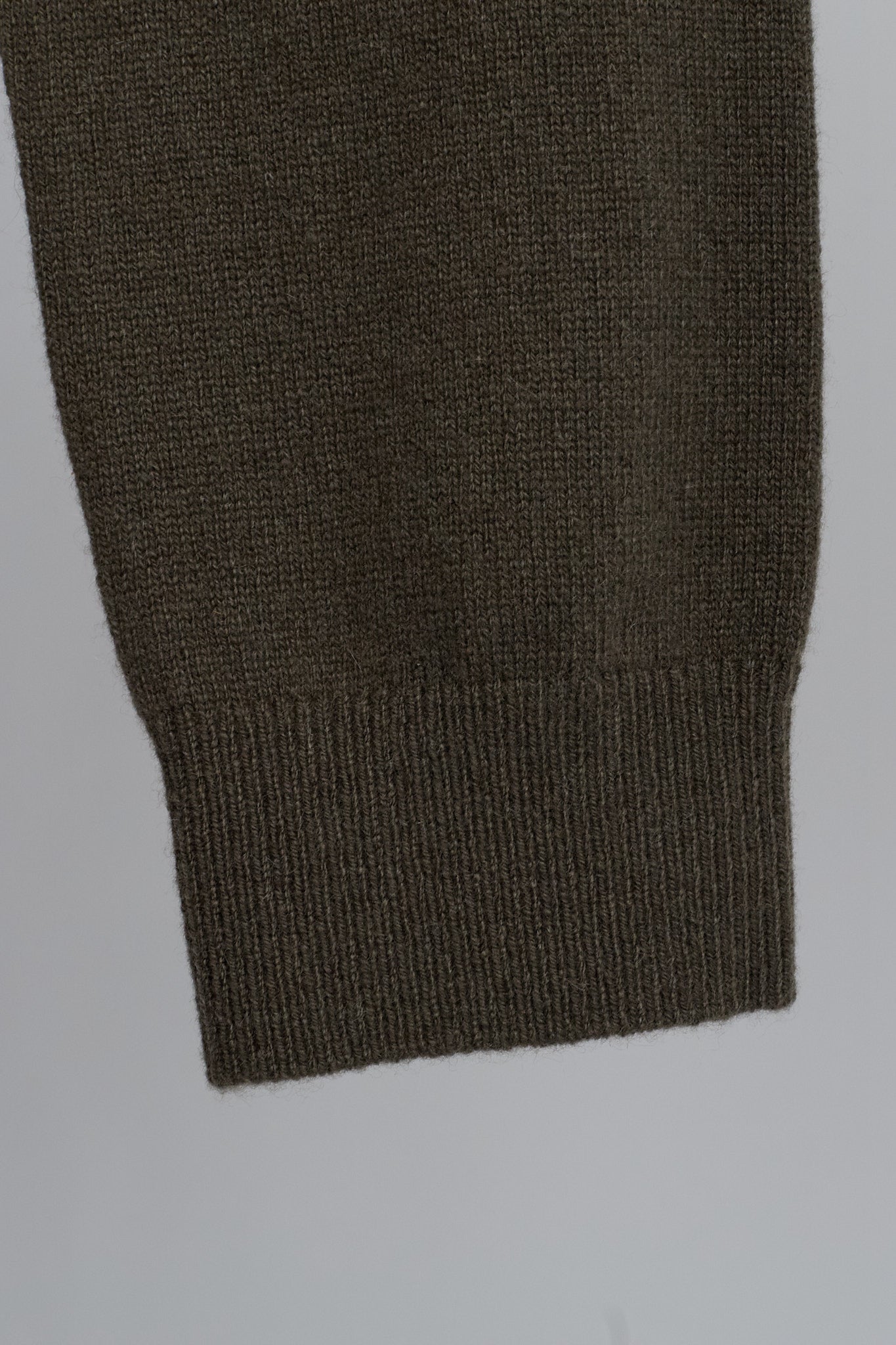 JENNIE LIU Women's 100% Pure Cashmere Long Sleeve Pullover V Neck Sweater