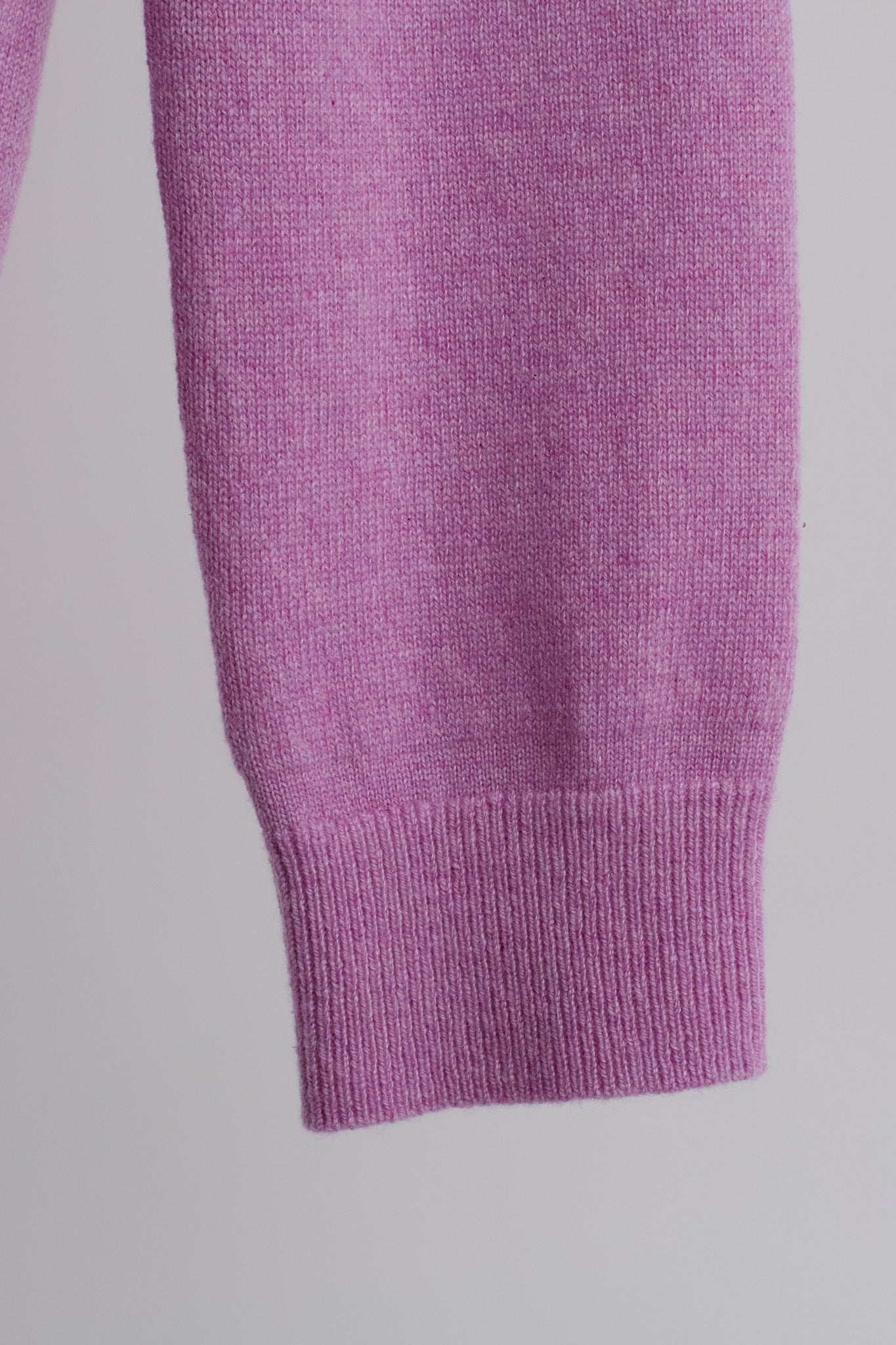 JENNIE LIU Women's 100% Pure Cashmere Long Sleeve Pullover V Neck Sweater