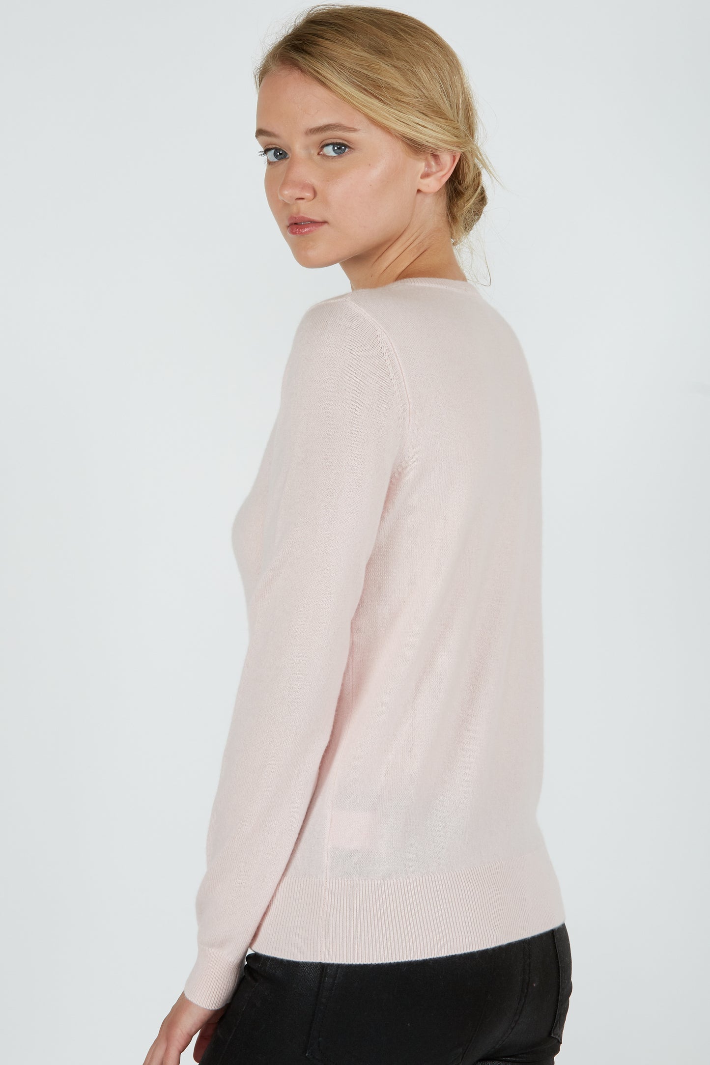 JENNIE LIU Women's 100% Pure Cashmere Long Sleeve Pullover V Neck Sweater