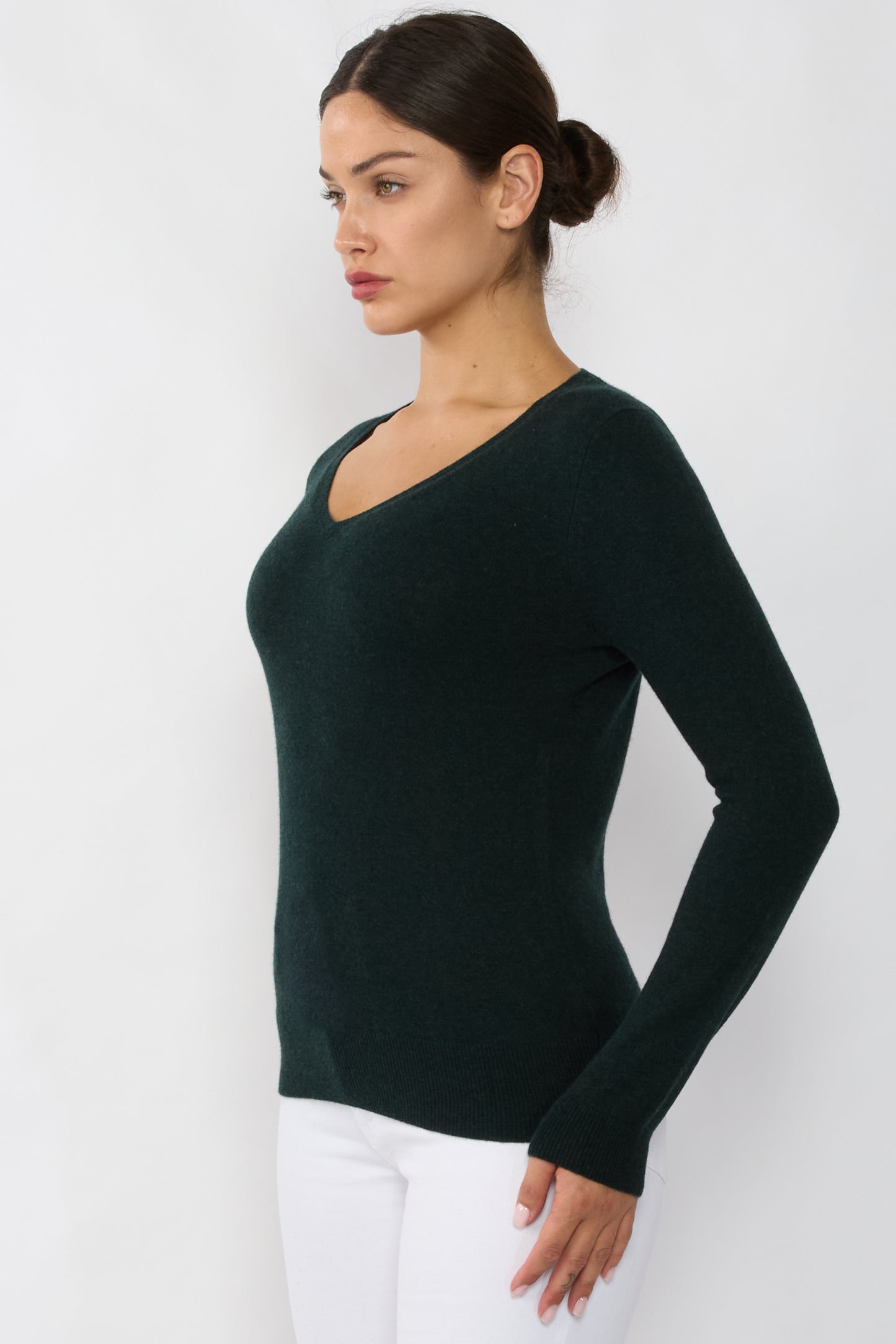 JENNIE LIU Women's 100% Pure Cashmere Long Sleeve Pullover V Neck Sweater