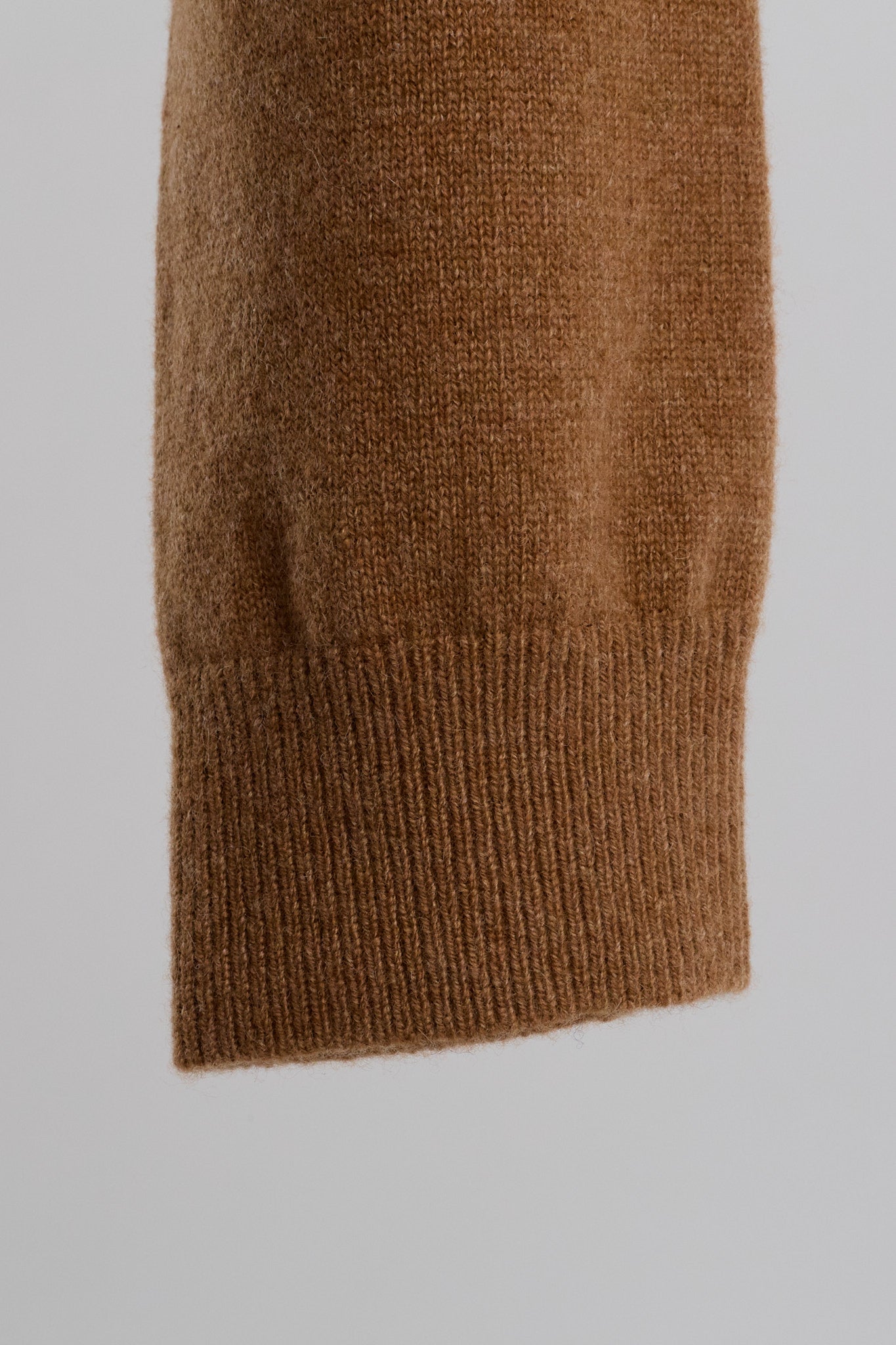 JENNIE LIU Women's 100% Pure Cashmere Long Sleeve Pullover V Neck Sweater