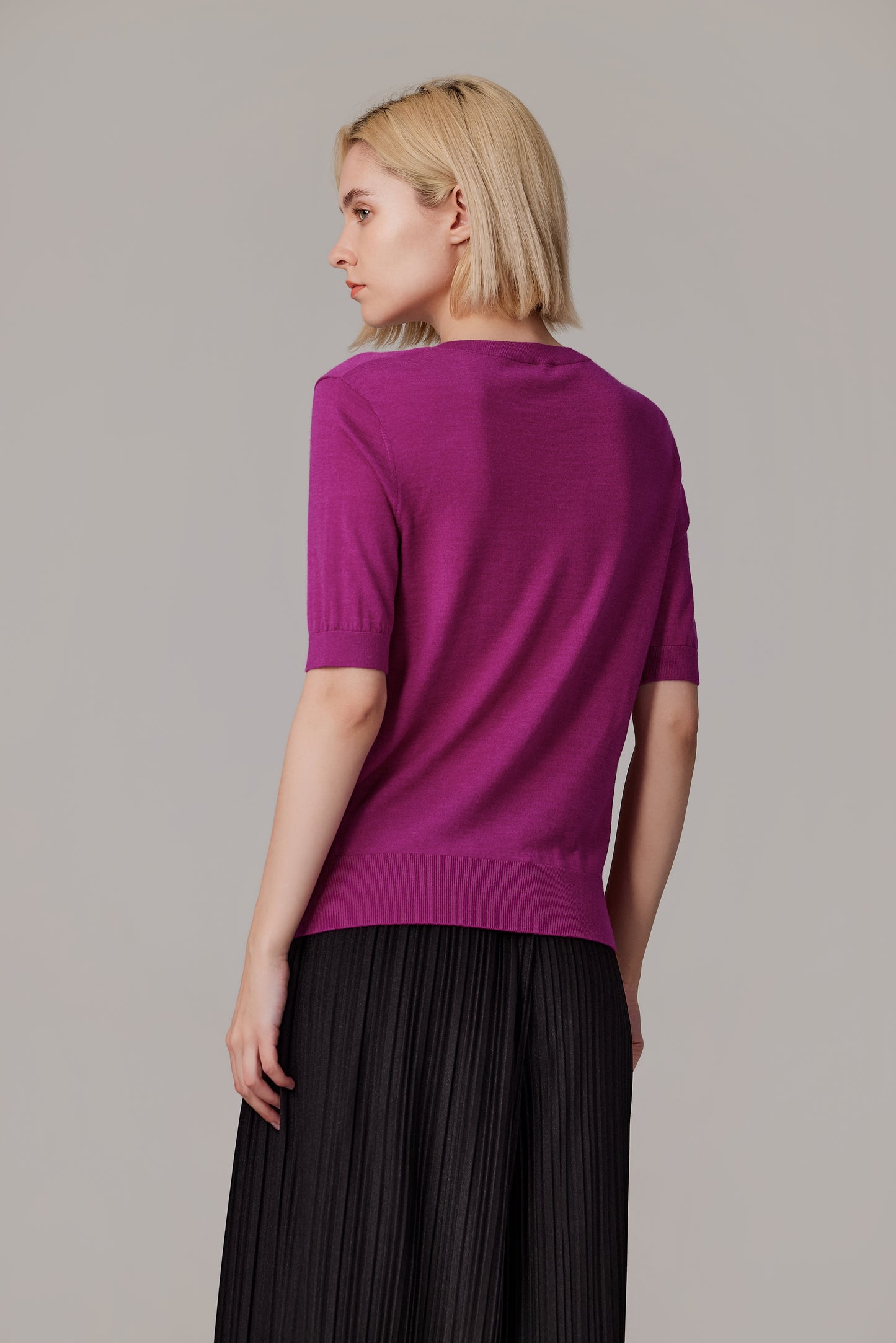 JENNIE LIU Women's Tissue Weight 75% Merino Wool 25% Silk Crew Neck Short Sleeve T Shirt Sweater | Ultra Soft Machine-Washable Sweaters for Women