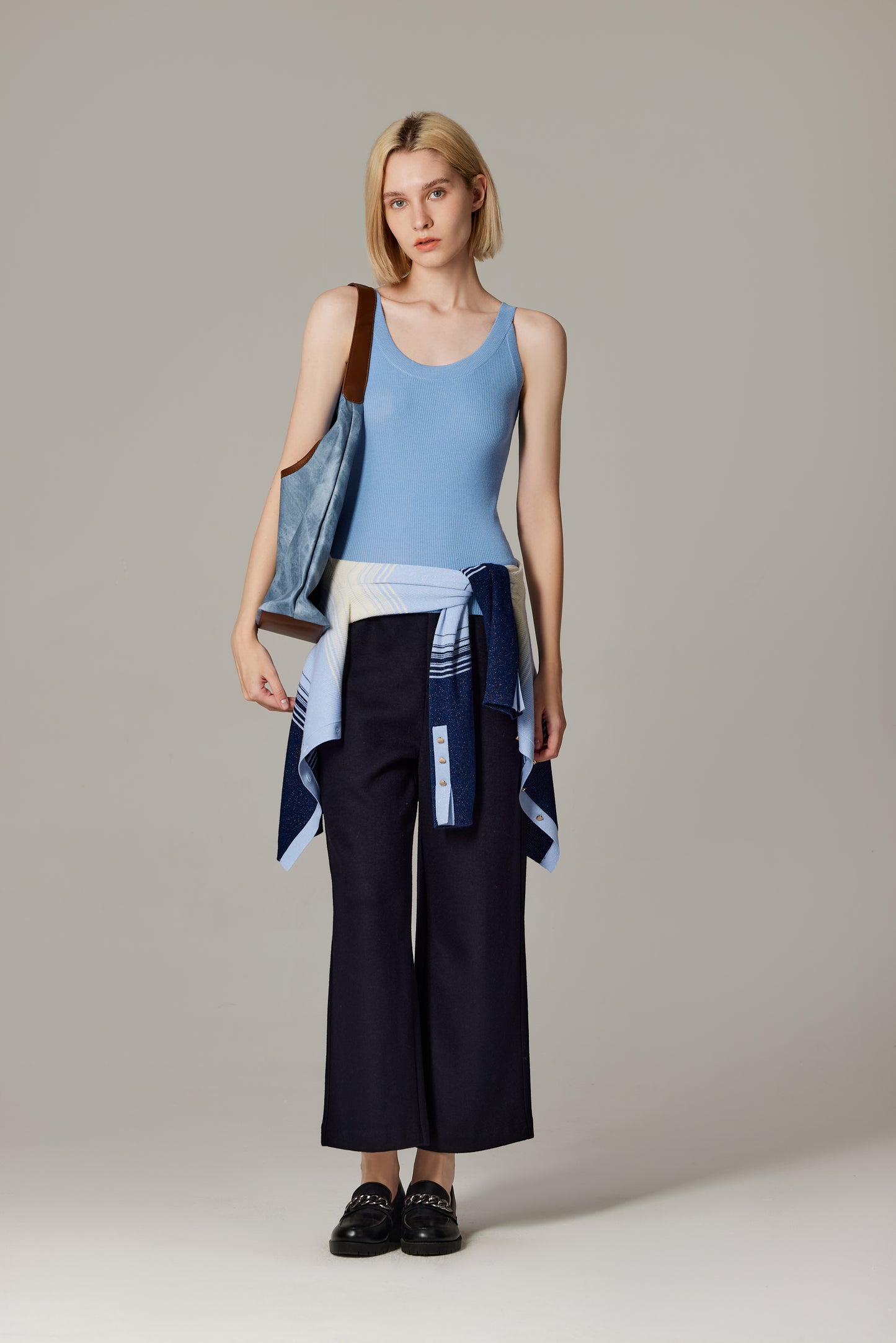 JENNIE LIU Women's Scoop Neck Tank Top | 75% Merino Wool 25% Silk Ultra-Soft Layering Essential | Natrual Moisture Wicking Sweater