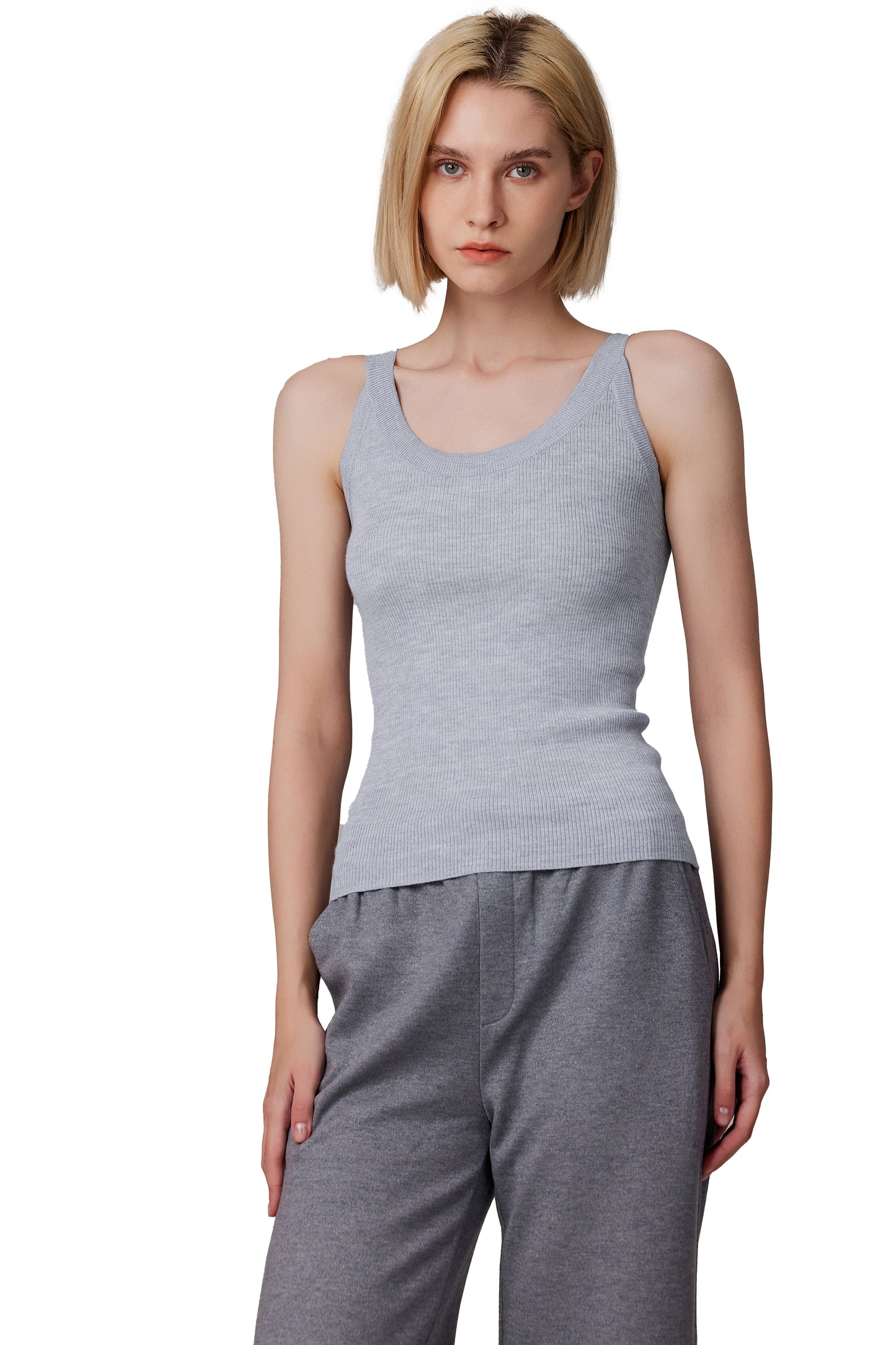JENNIE LIU Women's Scoop Neck Tank Top | 75% Merino Wool 25% Silk Ultra-Soft Layering Essential | Natrual Moisture Wicking Sweater