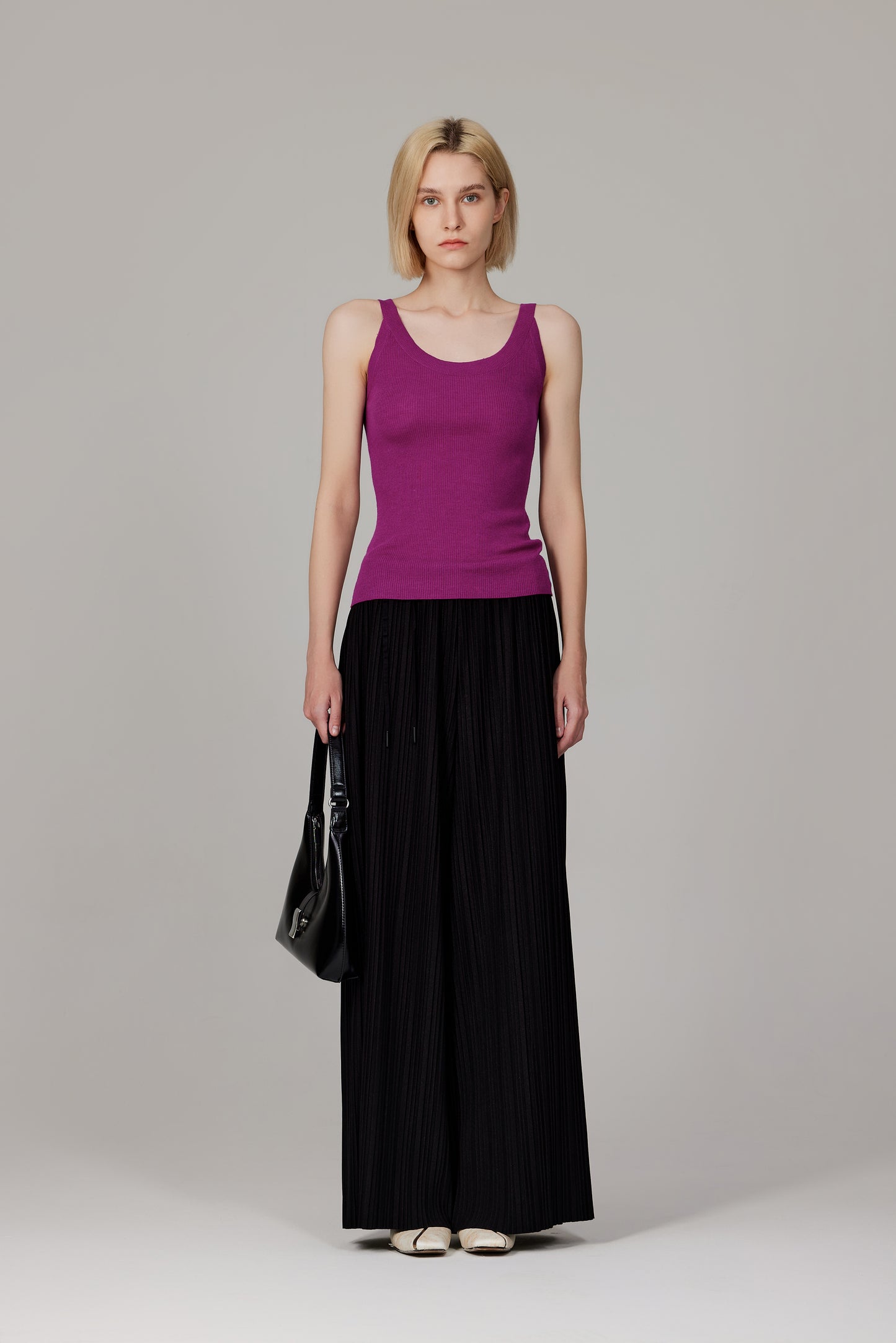 JENNIE LIU Women's Scoop Neck Tank Top | 75% Merino Wool 25% Silk Ultra-Soft Layering Essential | Natrual Moisture Wicking Sweater