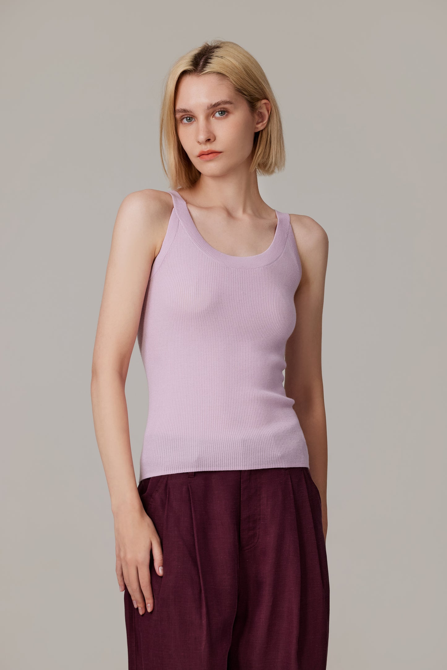 JENNIE LIU Women's Scoop Neck Tank Top | 75% Merino Wool 25% Silk Ultra-Soft Layering Essential | Natrual Moisture Wicking Sweater